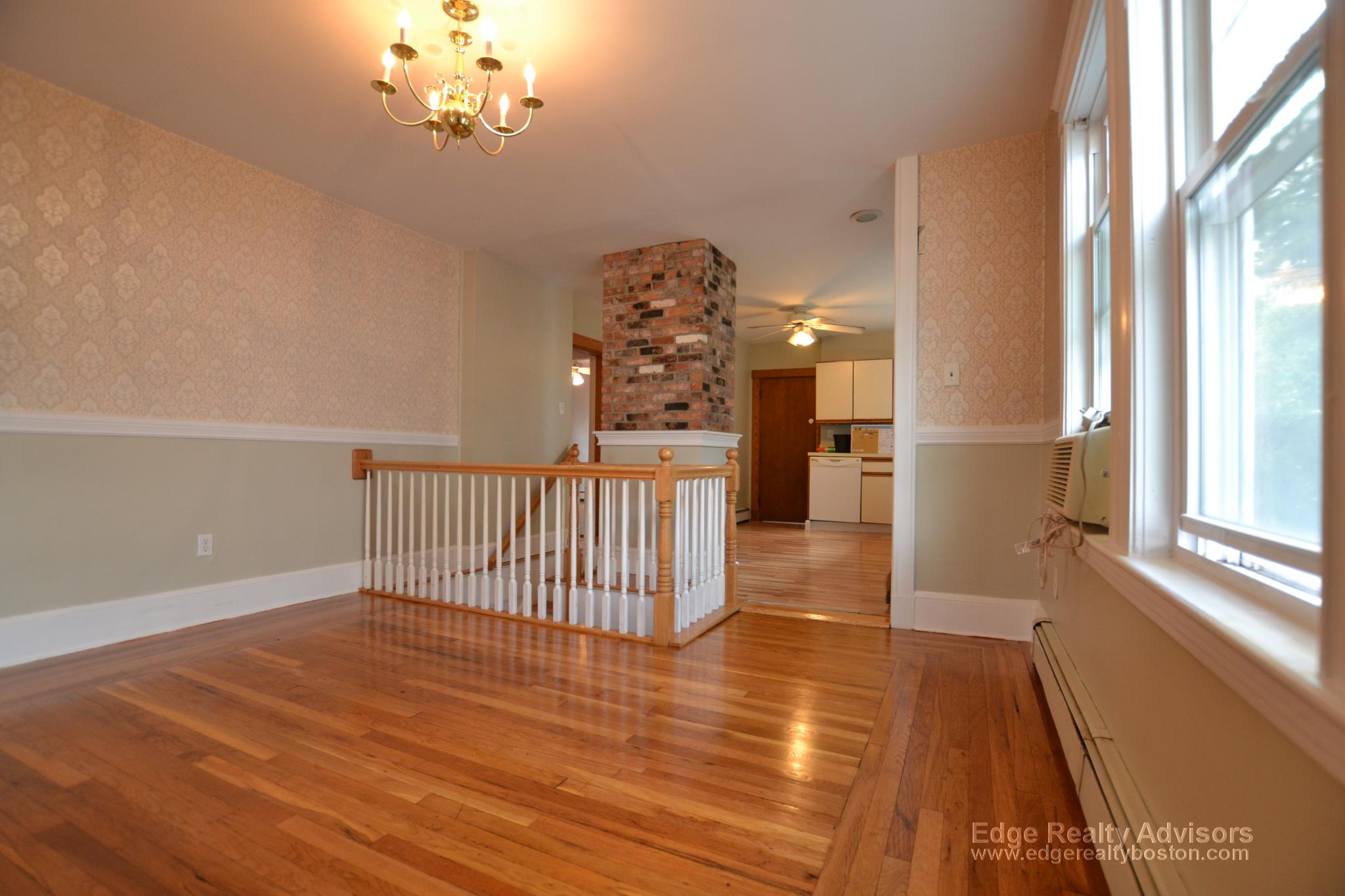 4 bed, 2 bath apartment for rent at 80 Harriet St Unit 1, Brighton — photo 7 of 16