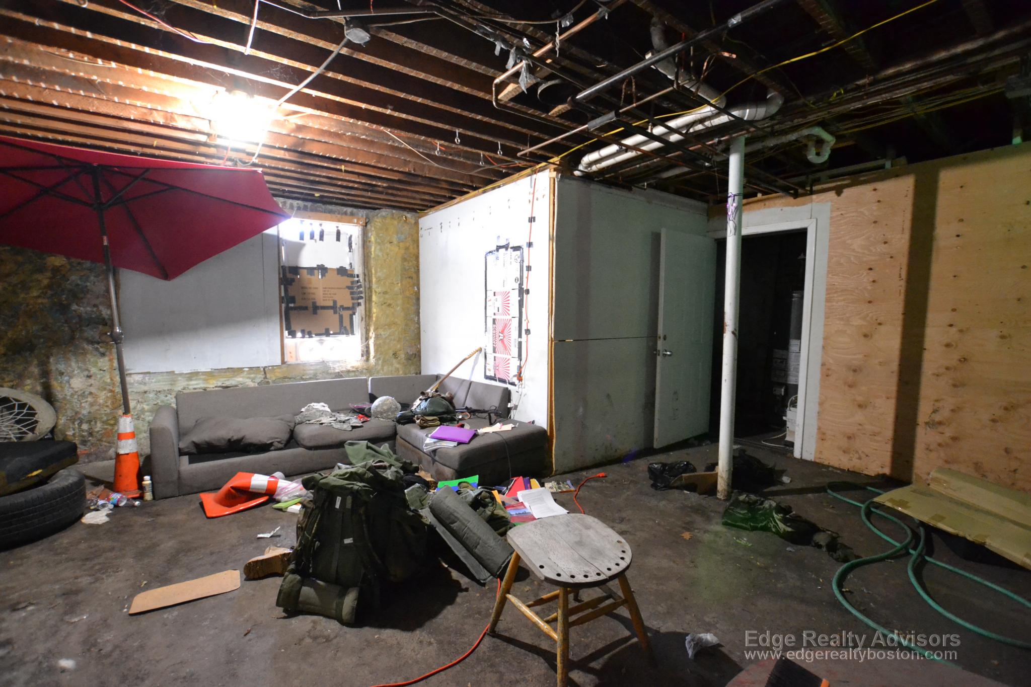 22 Wadsworth St, Allston