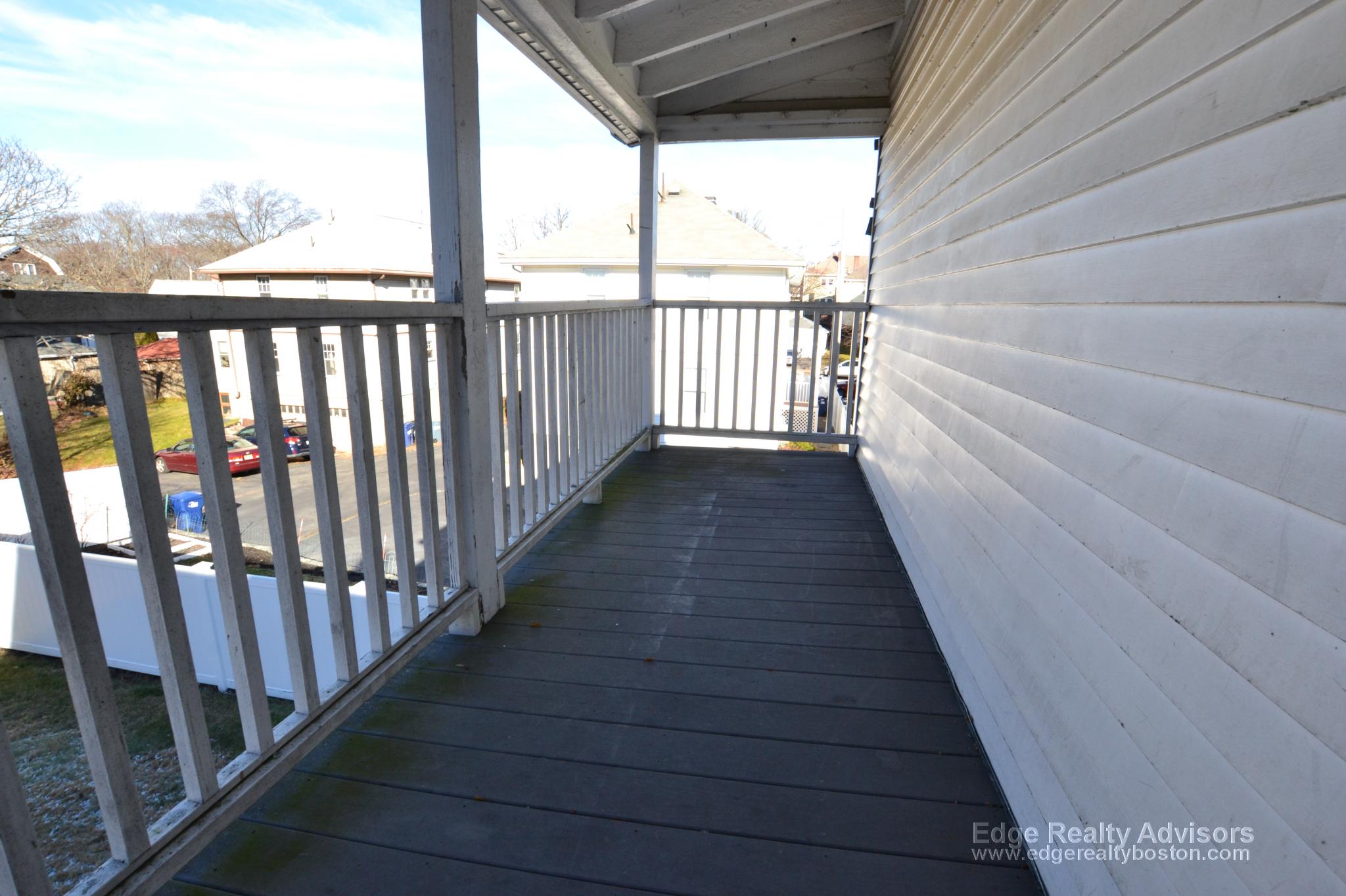 4 bed, 2 bath apartment for rent at 20 Presentation Unit 2, Brighton — photo 13 of 22
