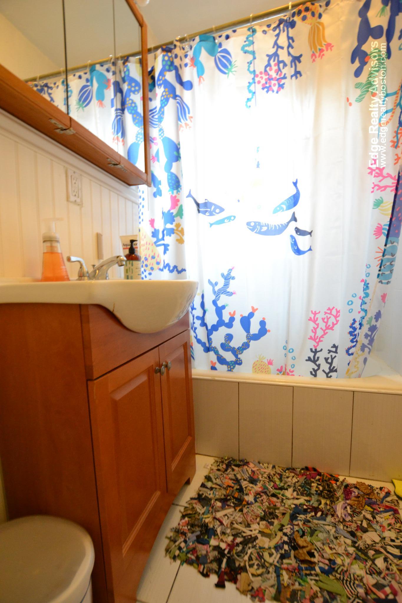 2003 Commonwealth Ave, Brighton