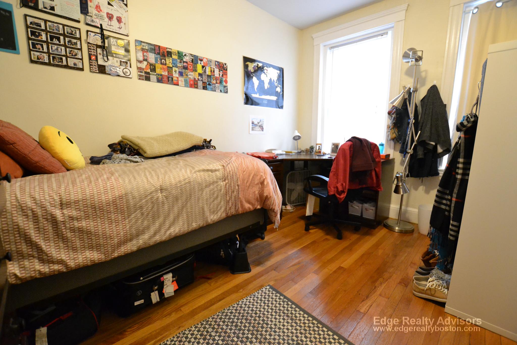 2 bed, 1 bath apartment for rent at 2003 Commonwealth Ave Unit 12, Brighton — photo 3 of 6
