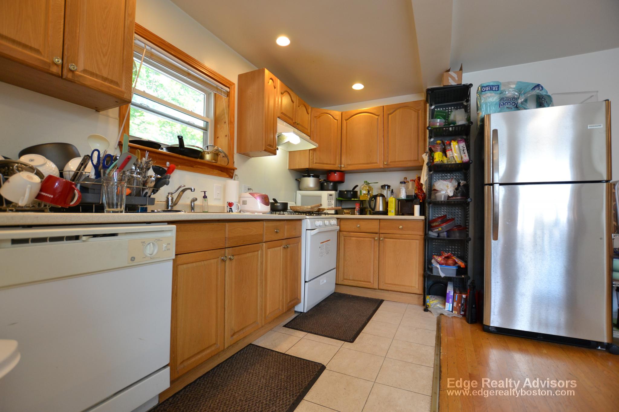 46 Gardner St, Allston