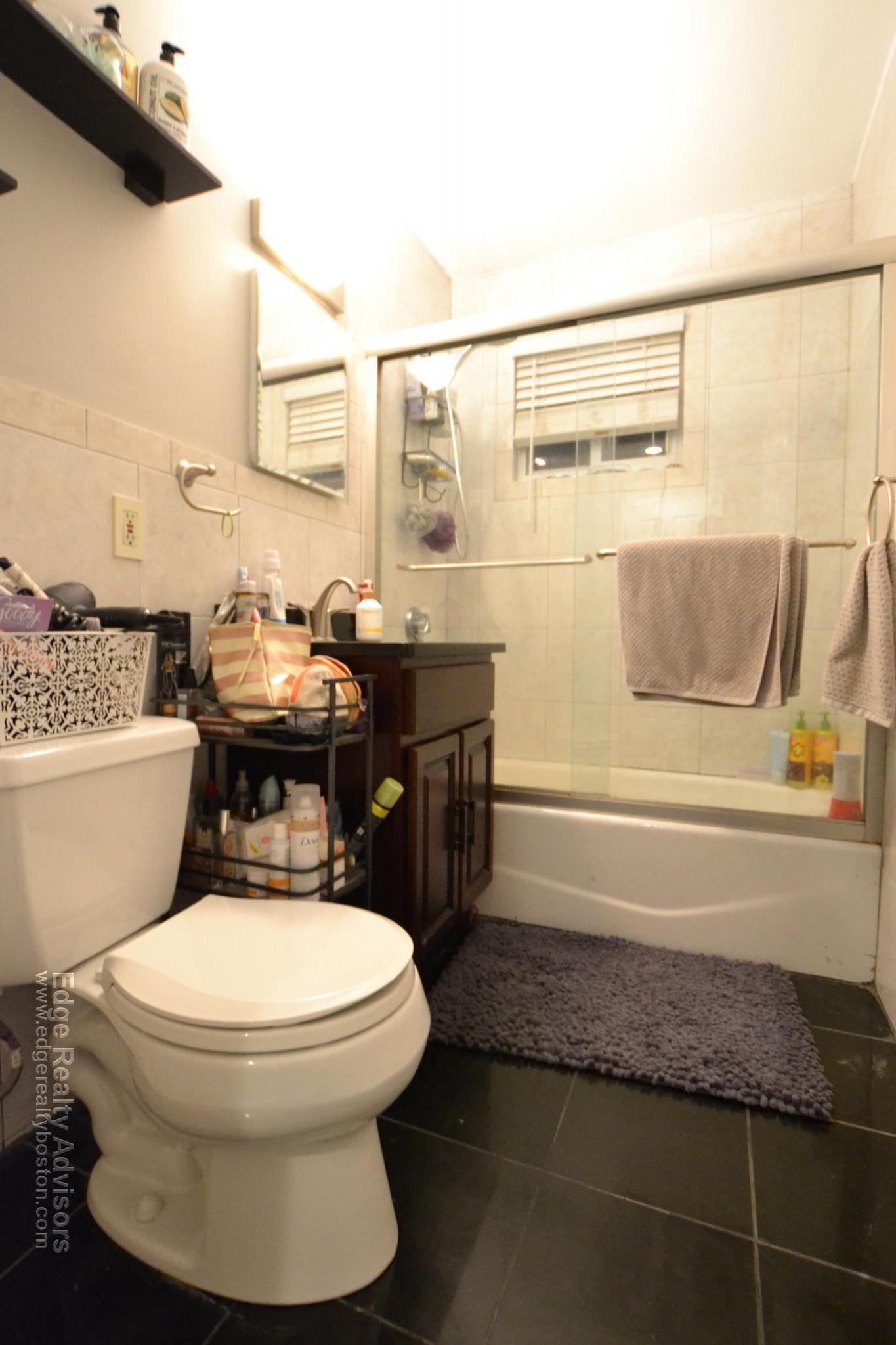 36 Kenrick St, Brighton