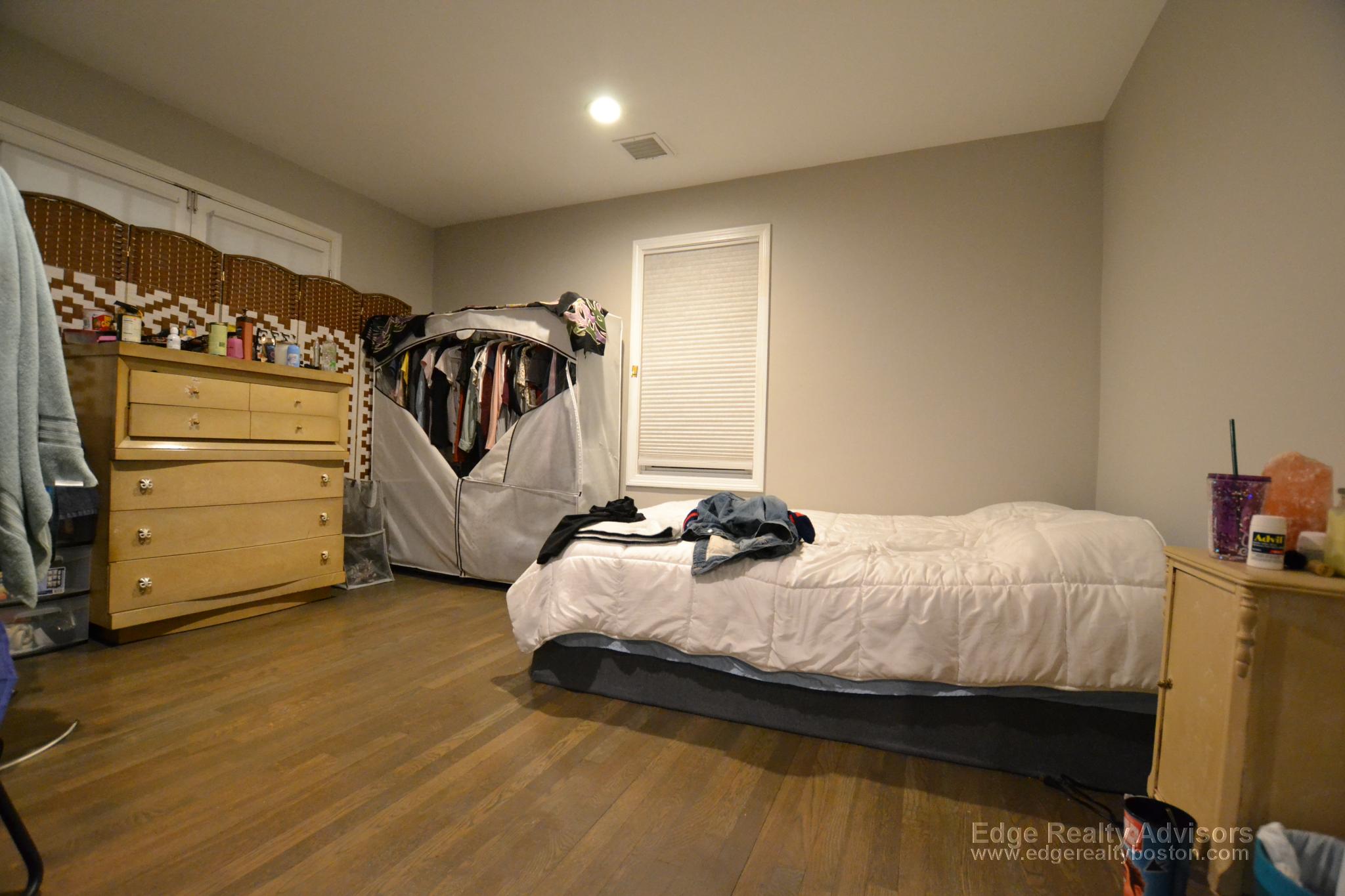 4 bed, 2 bath apartment for rent at 38 Kenrick Unit 2, Brighton — photo 12 of 16
