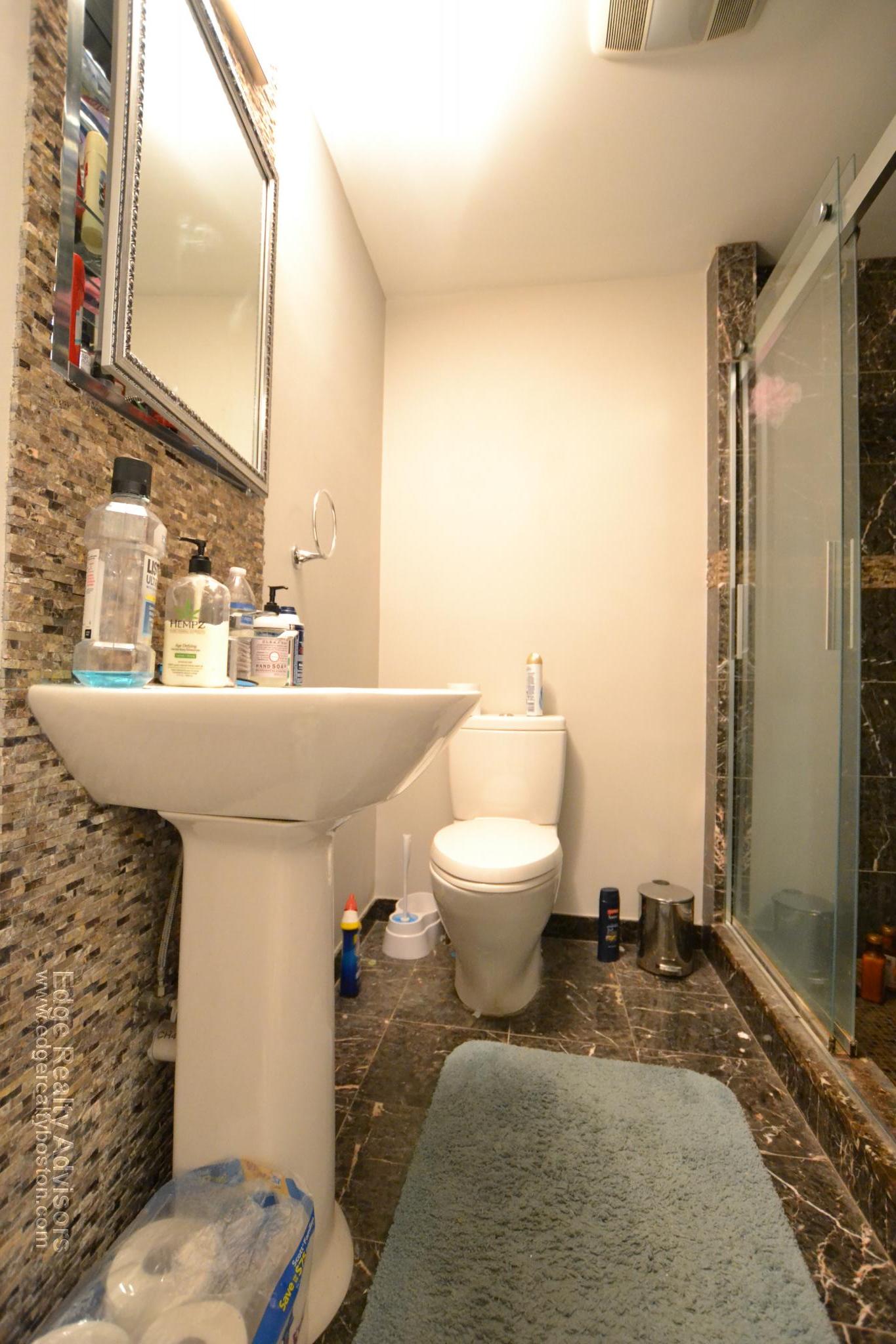 4 bed, 2 bath apartment for rent at 38 Kenrick Unit 2, Brighton — photo 13 of 16