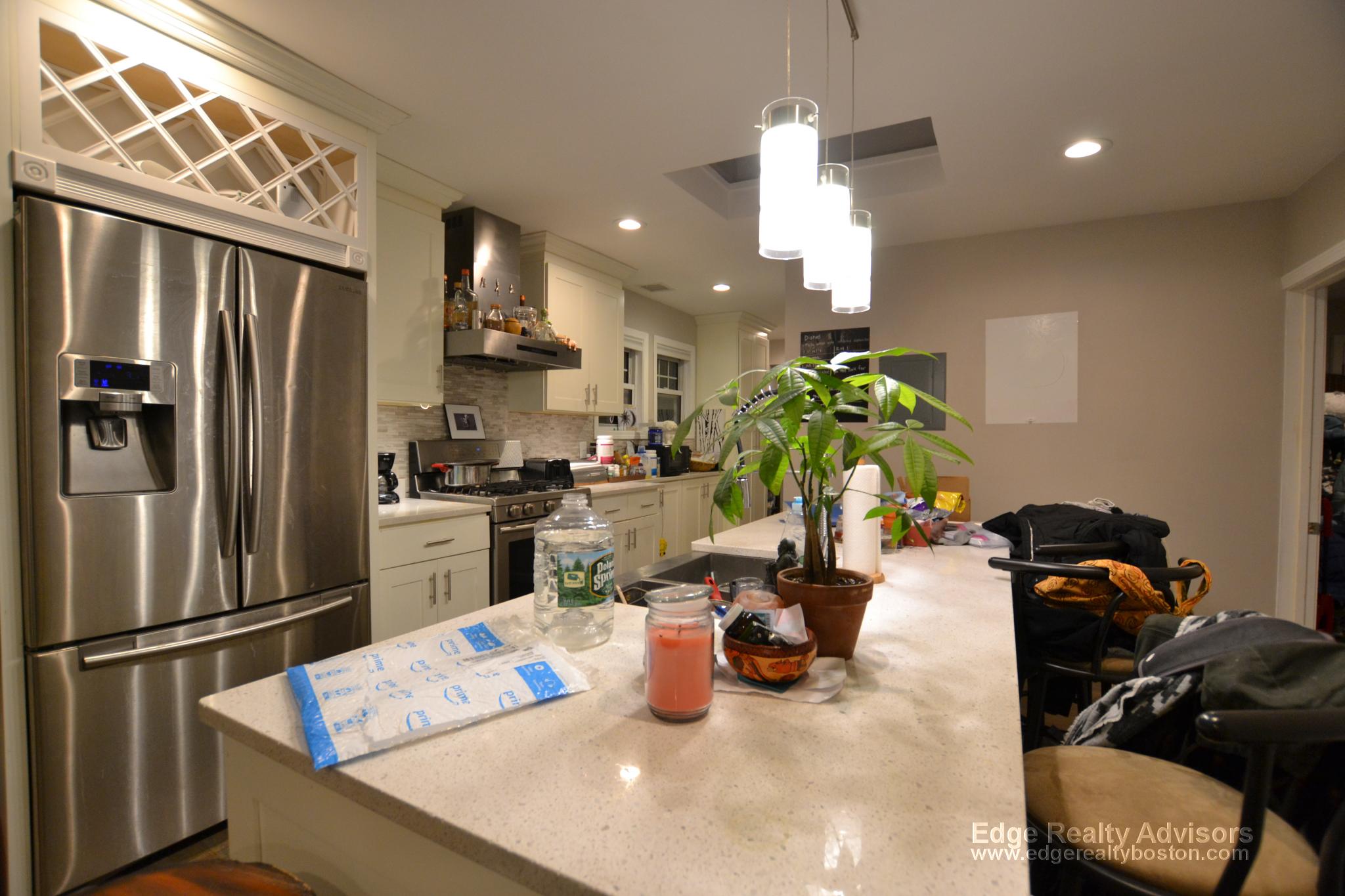 4 bed, 2 bath apartment for rent at 38 Kenrick Unit 2, Brighton — photo 6 of 16