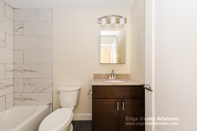 4 bed, 3.5 bath apartment for rent at 221 Arlington St Unit 2, Medford — photo 13 of 14