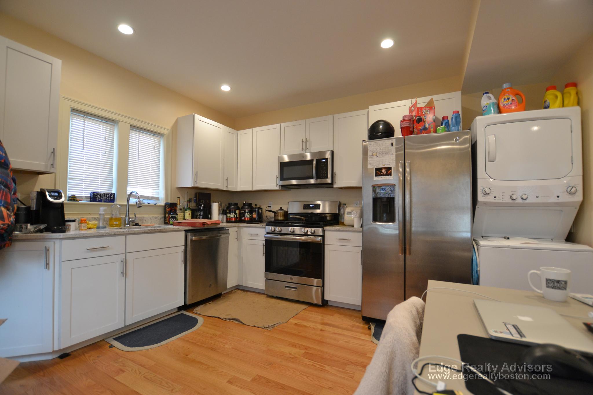 4 bed, 2 bath apartment for rent at 9 Griggs Pl Unit 1, Allston — photo 1 of 8