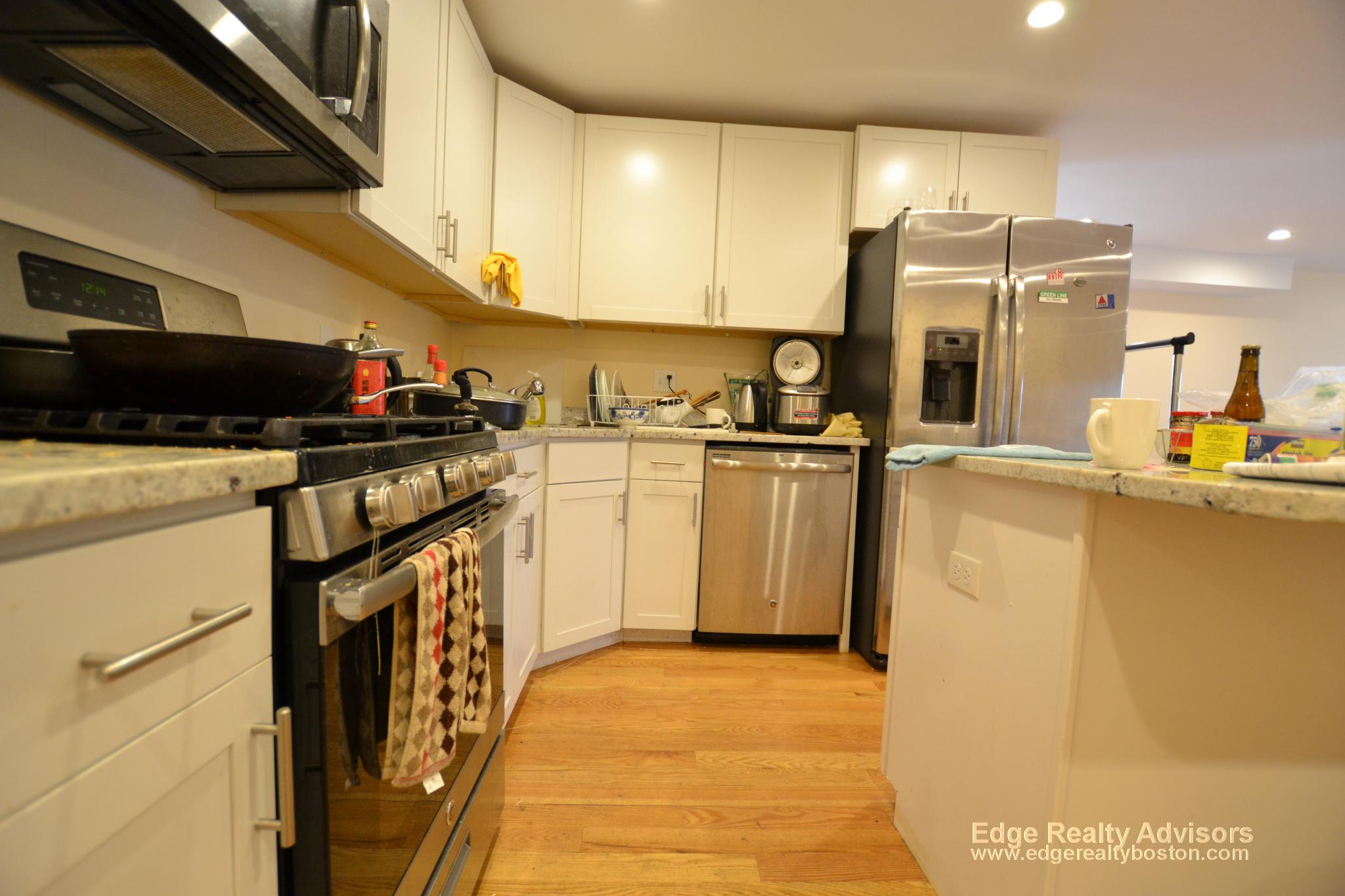 4 bed, 2 bath apartment for rent at 12 Higgins St Unit 2, Allston — photo 1 of 9