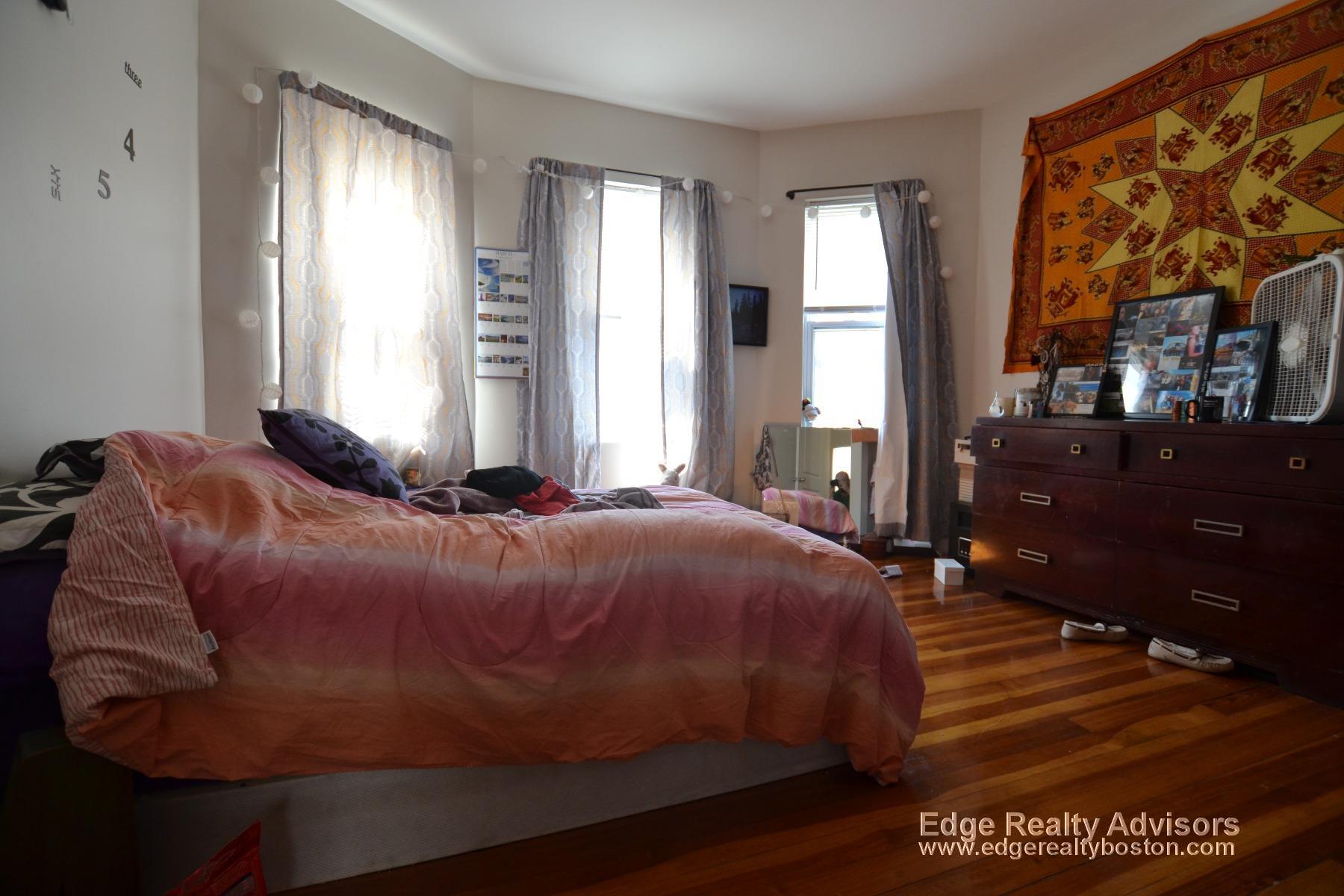 15 Litchfield St, Brighton