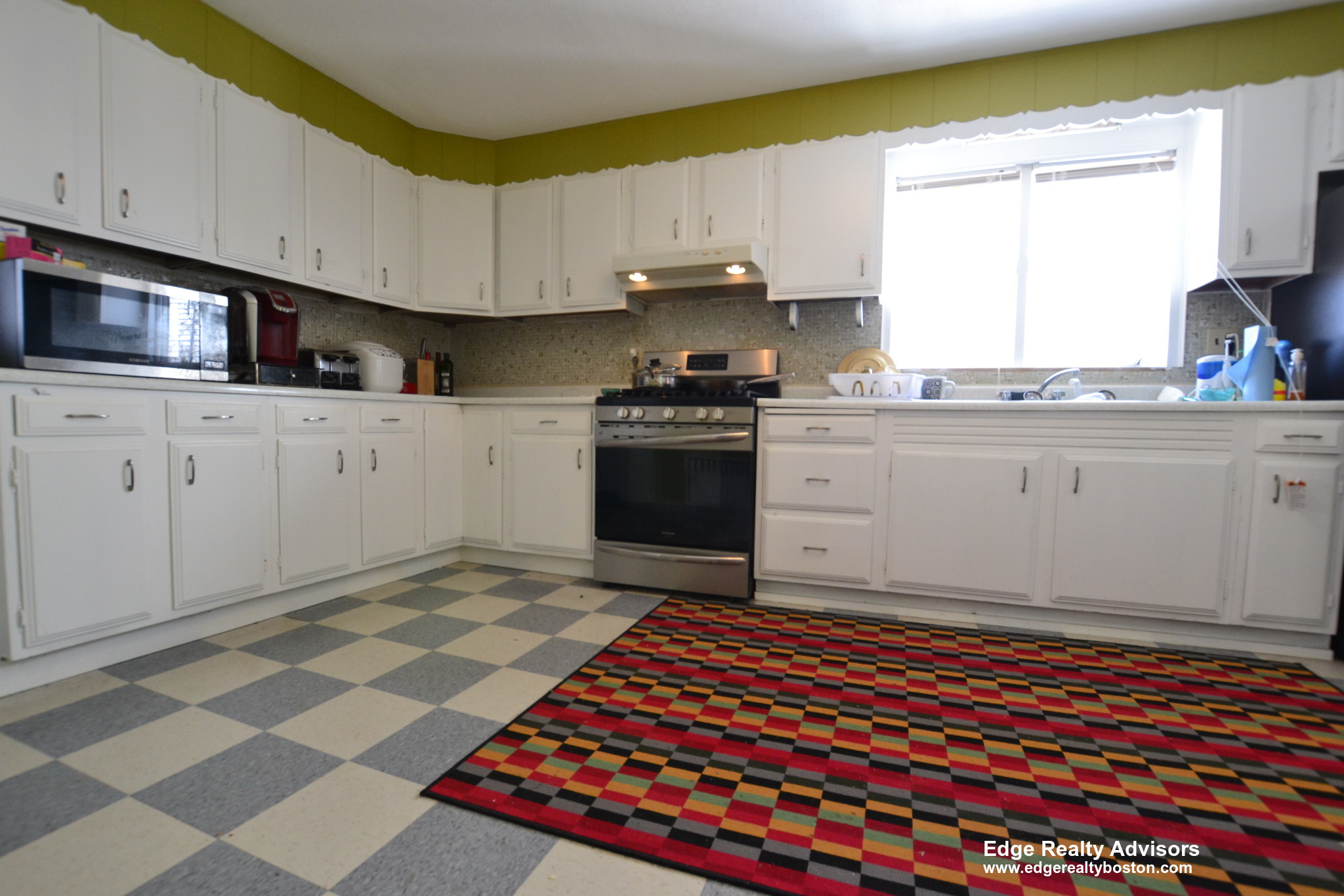 3 bed, 1 bath apartment for rent at 216 Palfrey St Unit 1, Watertown — photo 12 of 12