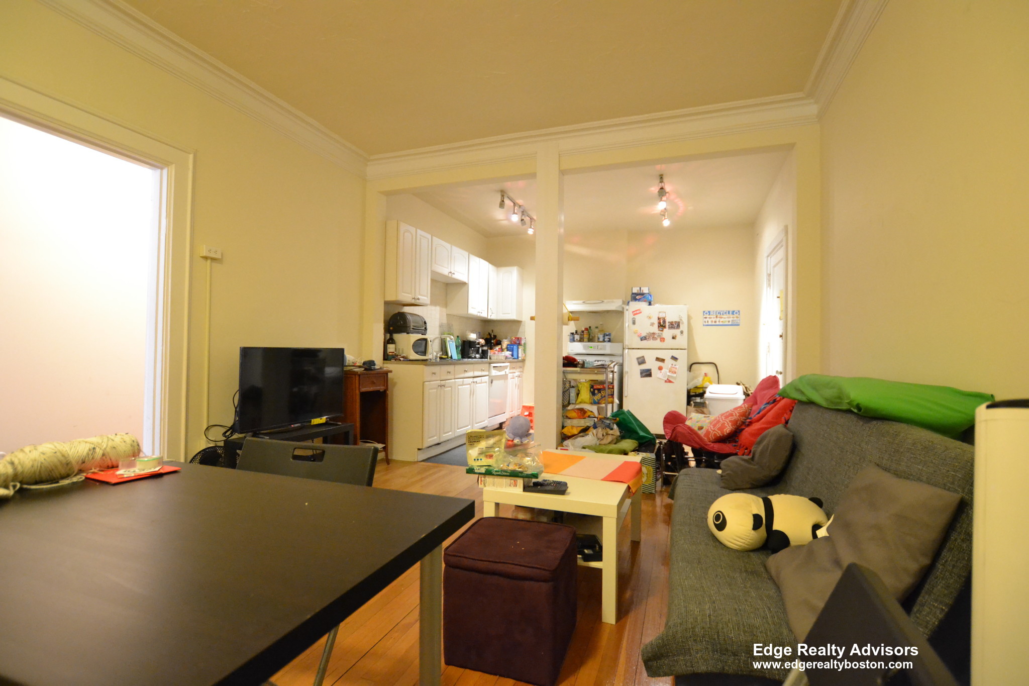 21 Park Vale Ave, Allston