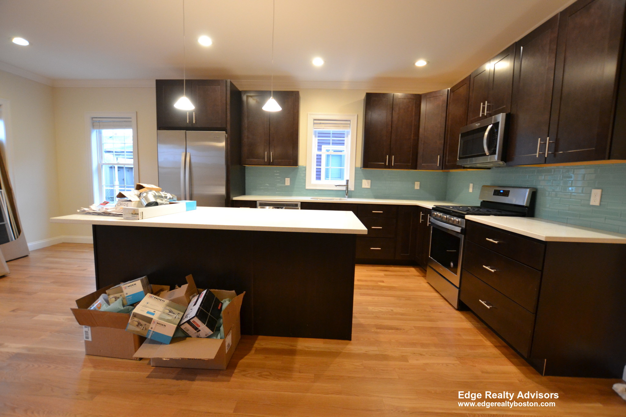 4 bed, 4+ bath apartment for rent at 57 Fulton St Unit Right, Medford — photo 14 of 14
