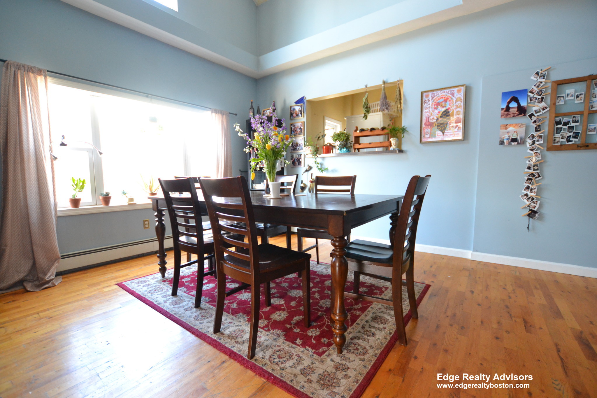 5 bed, 2 bath apartment for rent at 703 Washington St Unit 2, Brighton — photo 4 of 15