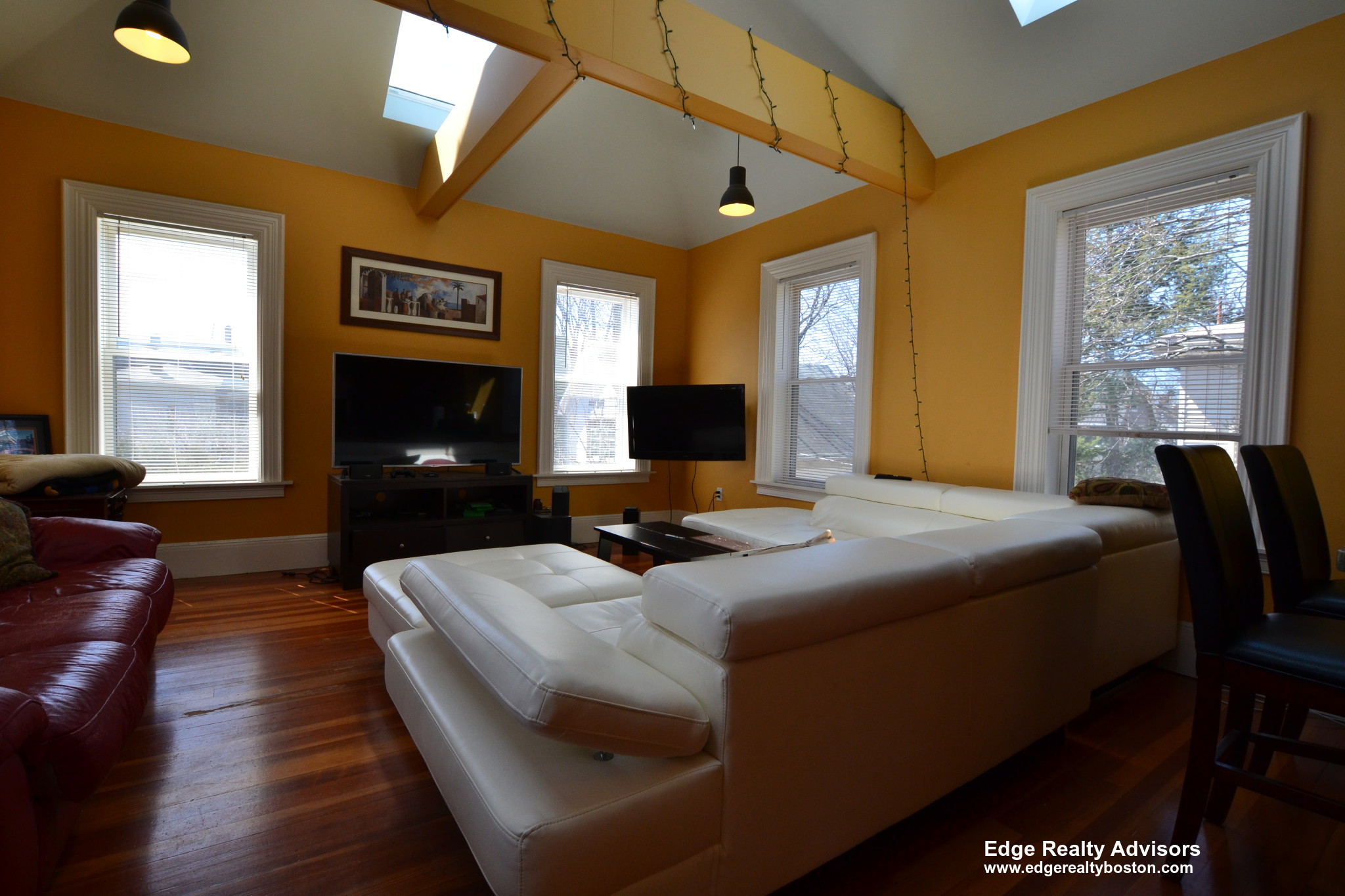 4 bed, 2 bath apartment for rent at 64 Morse St Unit 2, Watertown — photo 5 of 12