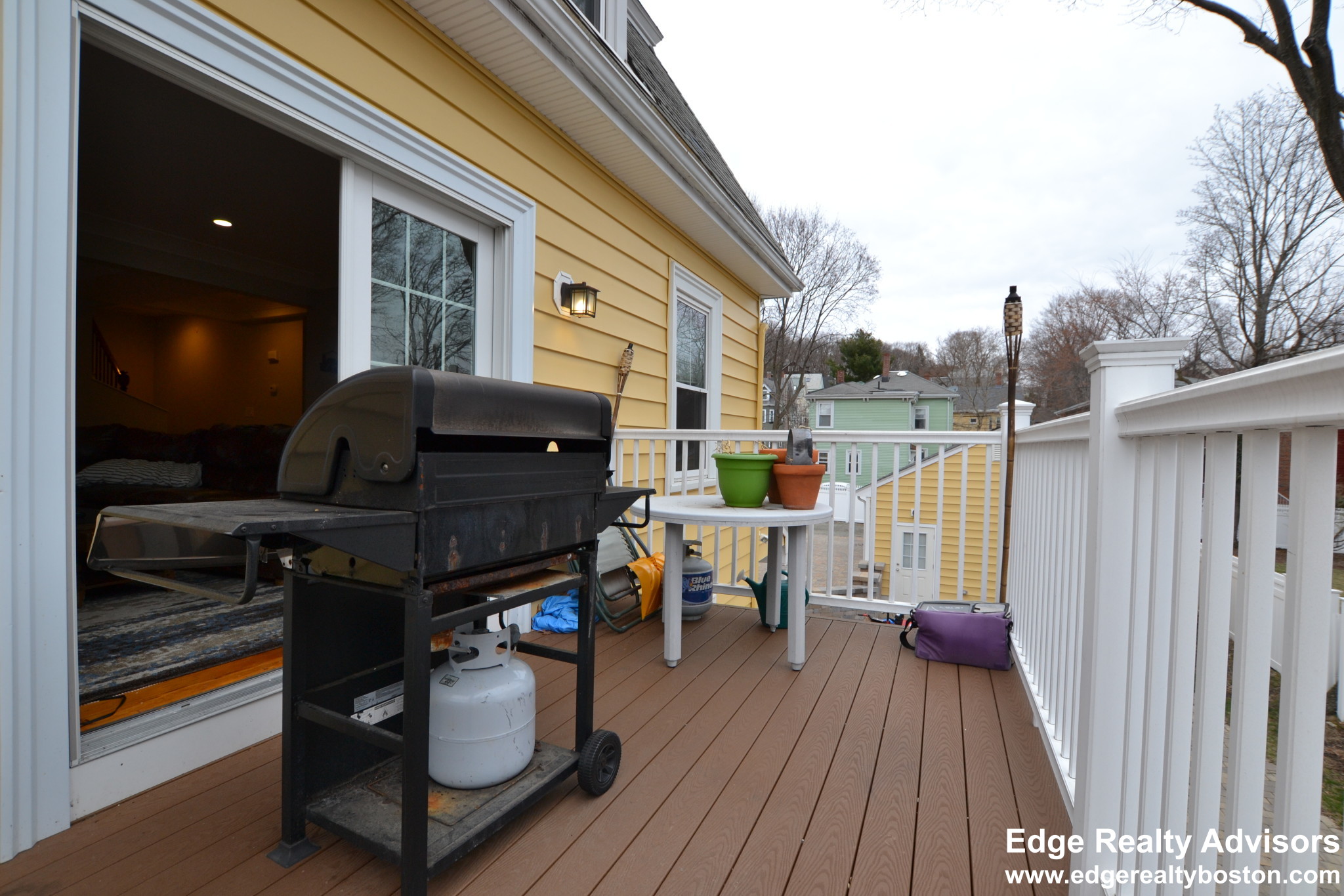 5 bed, 3 bath apartment for rent at 131 Summer St Unit 2, Watertown — photo 8 of 15