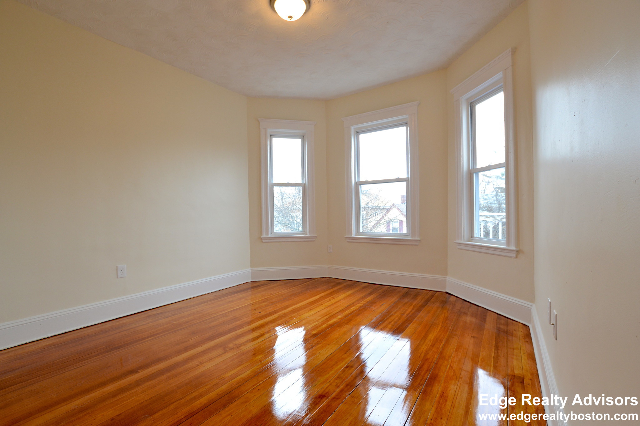 3 bed, 1 bath apartment for rent at 50 Armandine St Unit 2, Dorchester — photo 6 of 10