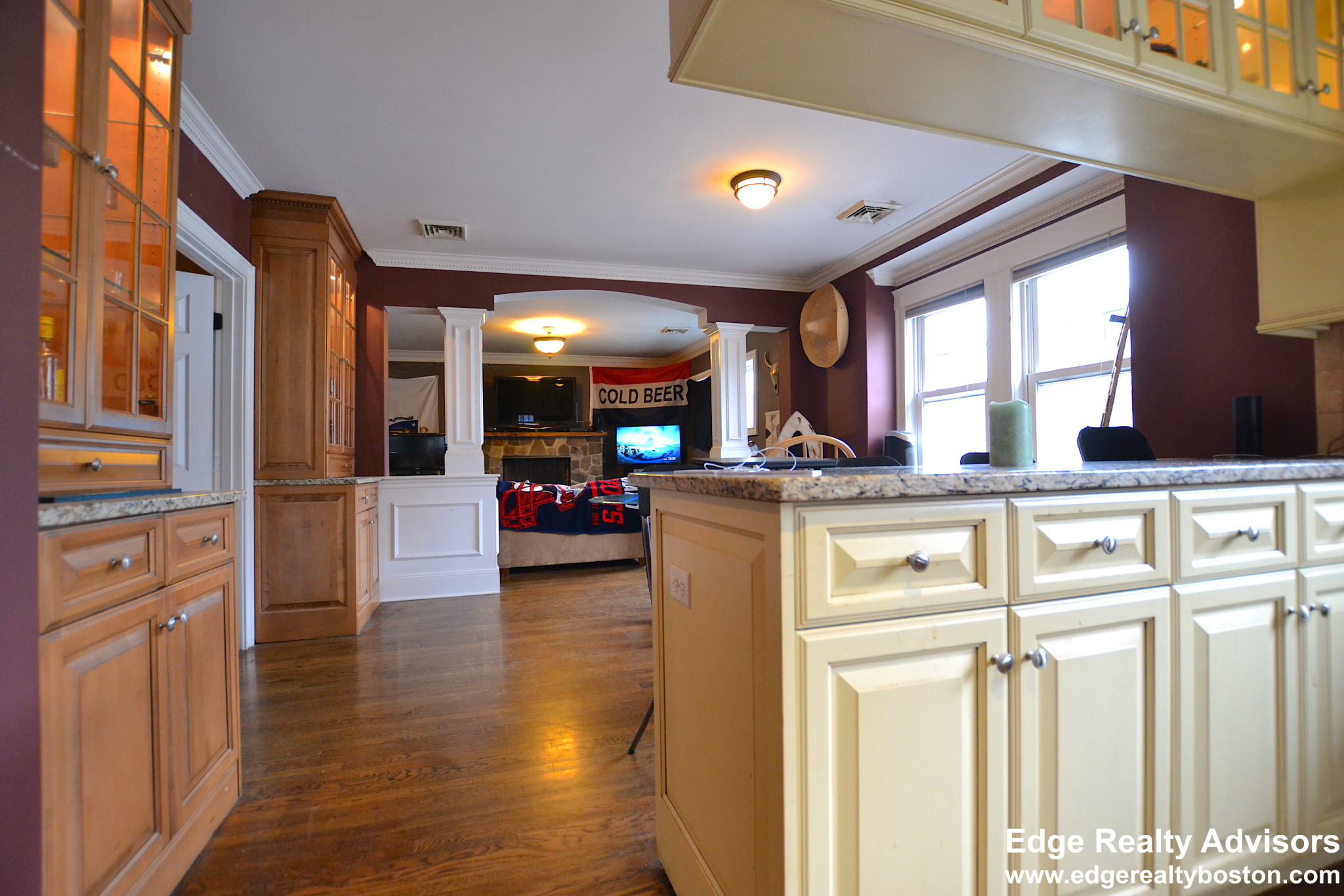 5 bed, 2 bath apartment for rent at 82 Hobart St Unit 1, Brighton — photo 2 of 13
