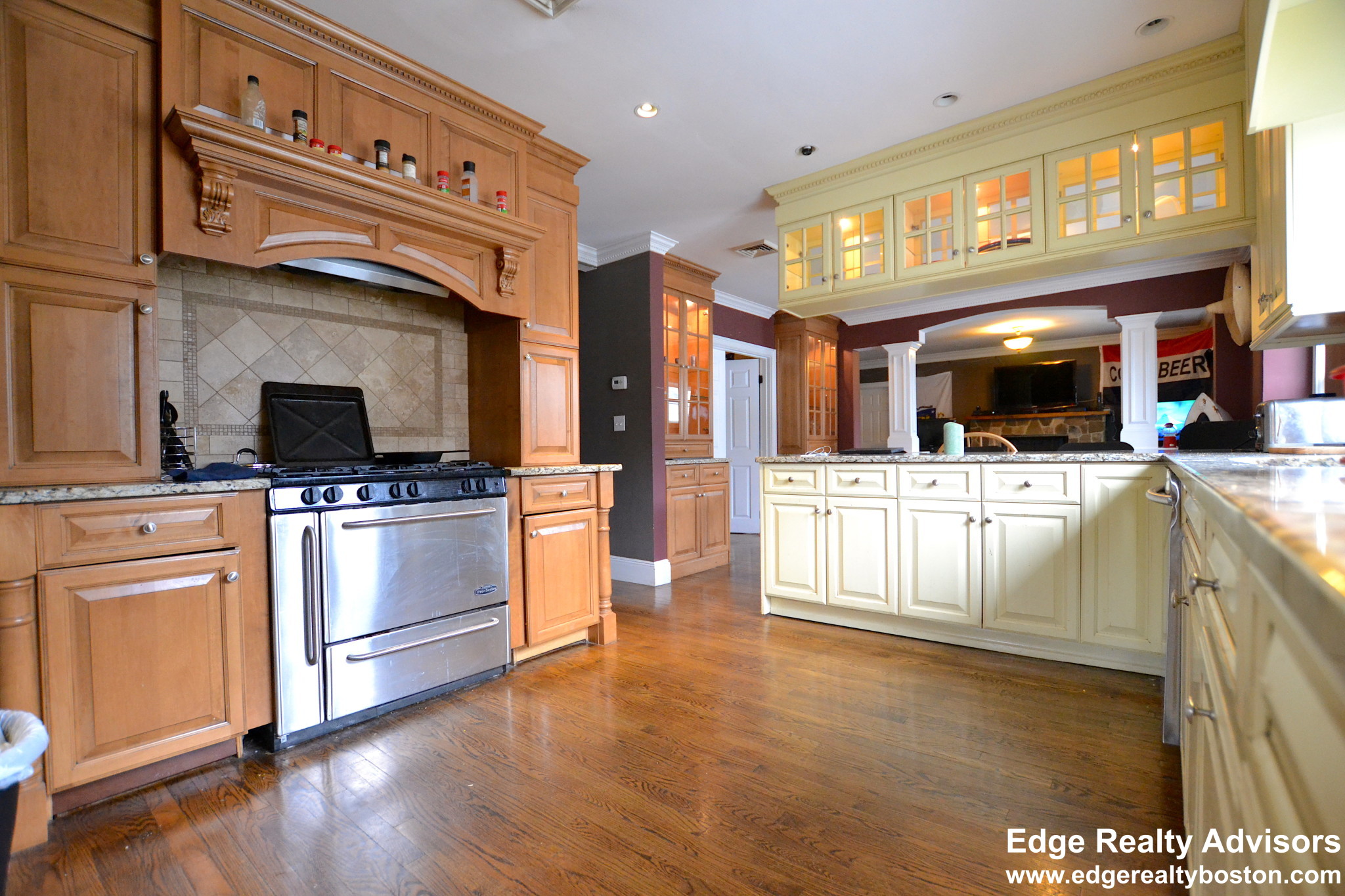 5 bed, 2 bath apartment for rent at 82 Hobart St Unit 1, Brighton — photo 1 of 13