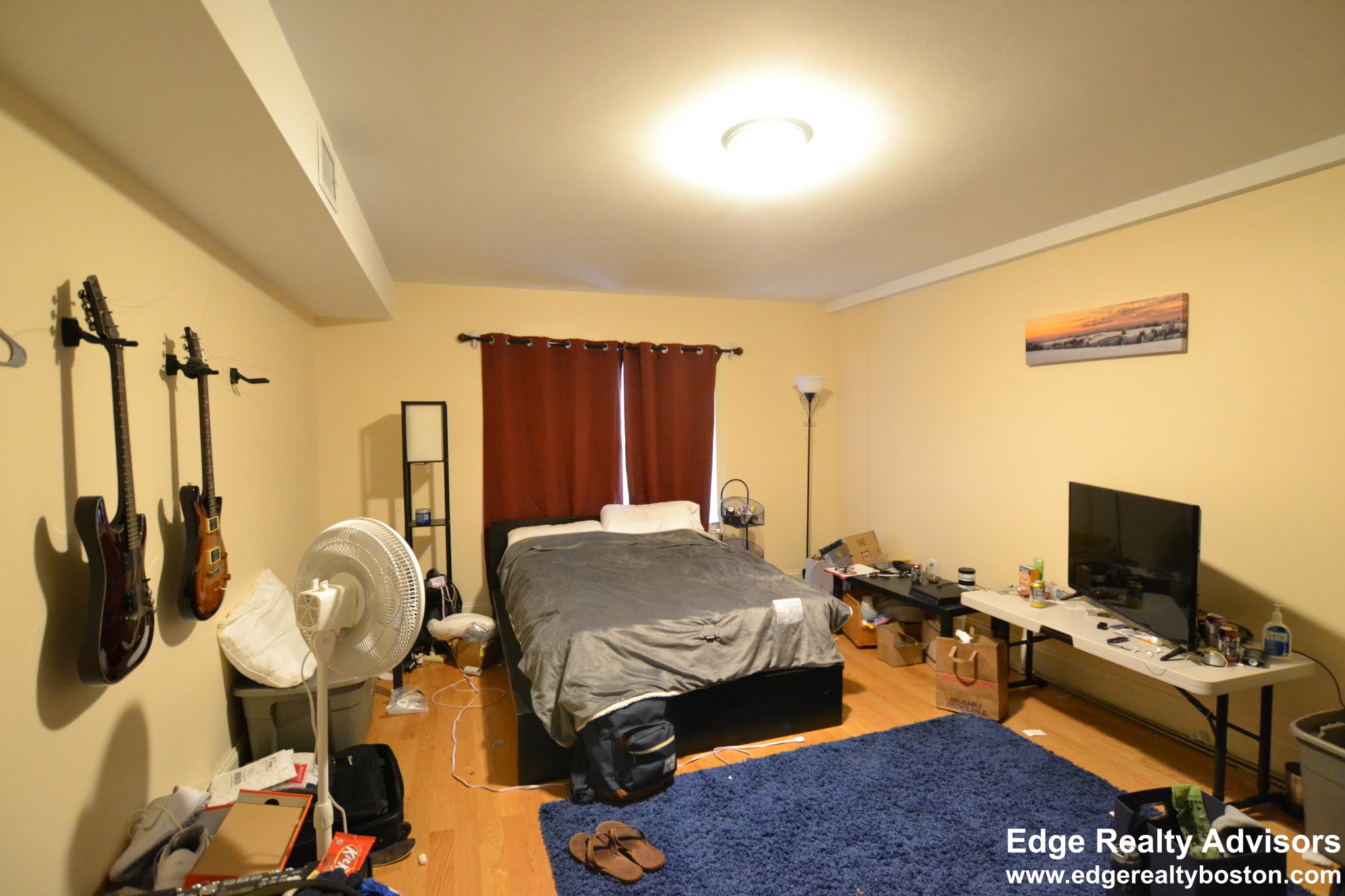 5 bed, 3 bath apartment for rent at 10 Bennington St Unit 1, Newton — photo 8 of 14