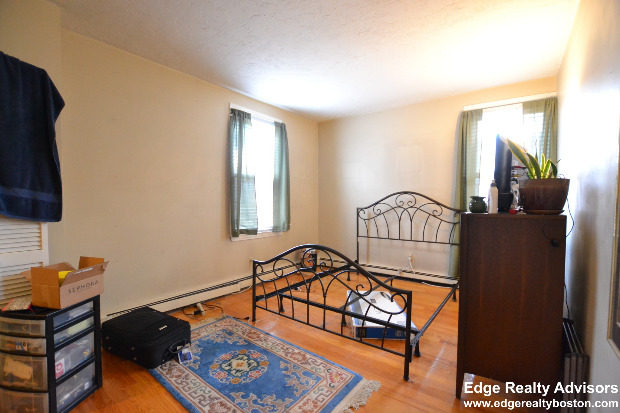 2 bed, 1 bath apartment for rent at 11 Saybrook St Unit 3, Brighton — photo 8 of 9