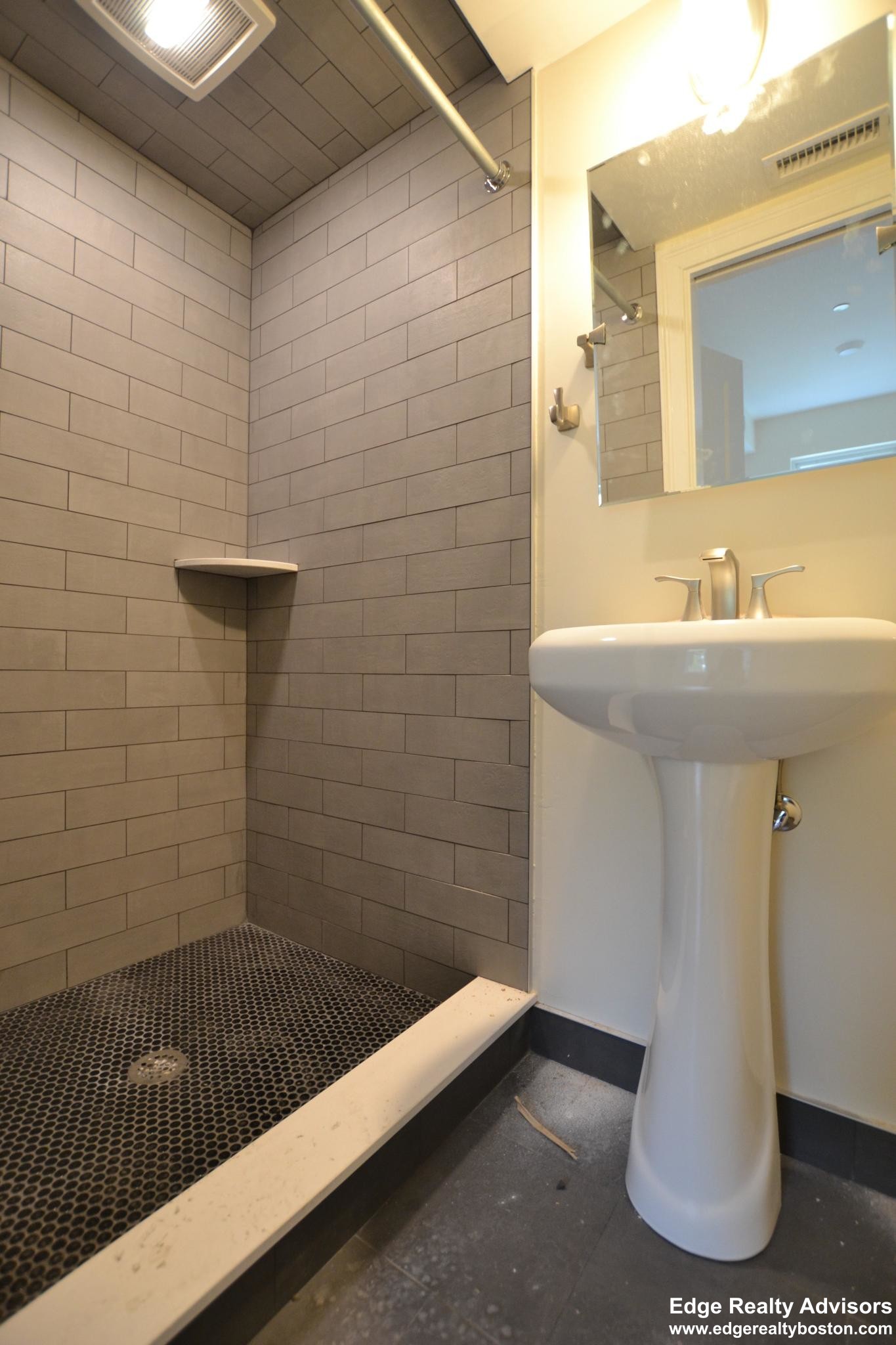 549 Washington St, Brighton