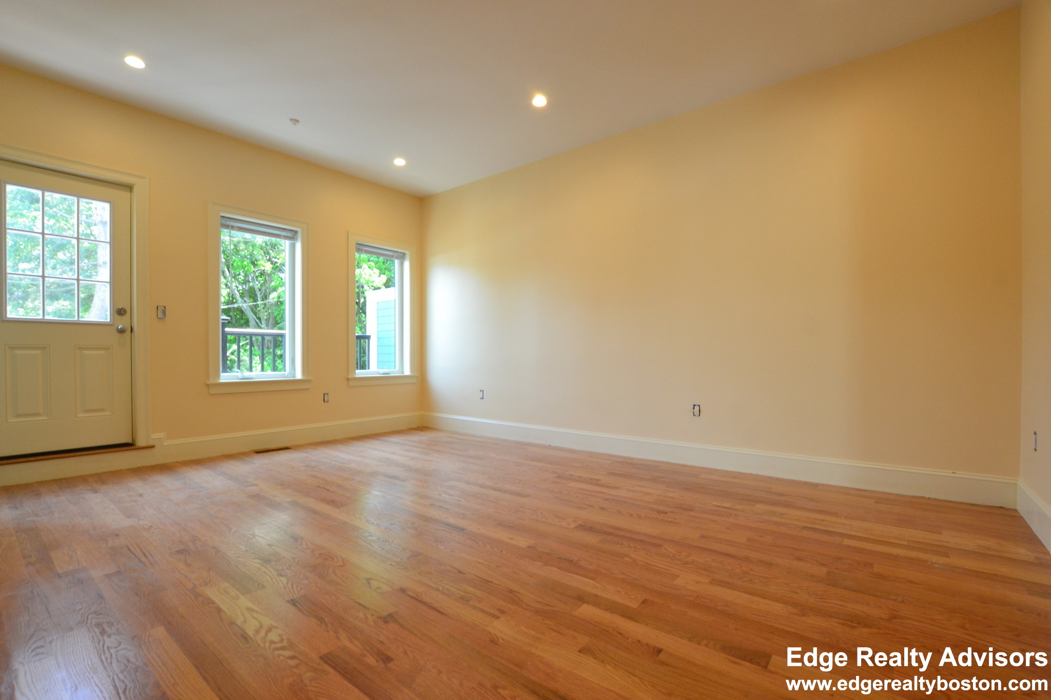 4 bed, 3.5 bath apartment for rent at 120 Tremont St Unit 1, Brighton — photo 7 of 18