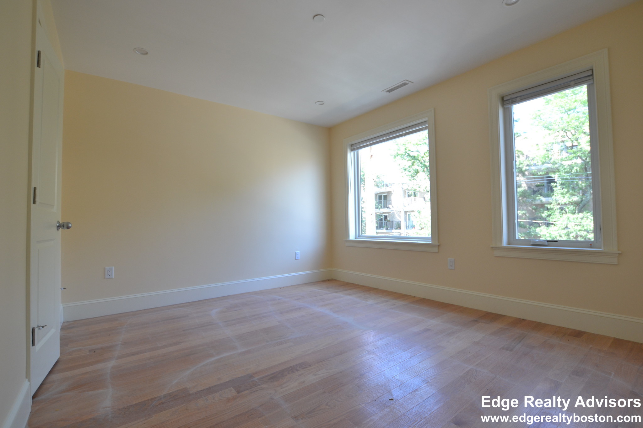4 bed, 3.5 bath apartment for rent at 120 Tremont St Unit 1, Brighton — photo 16 of 18