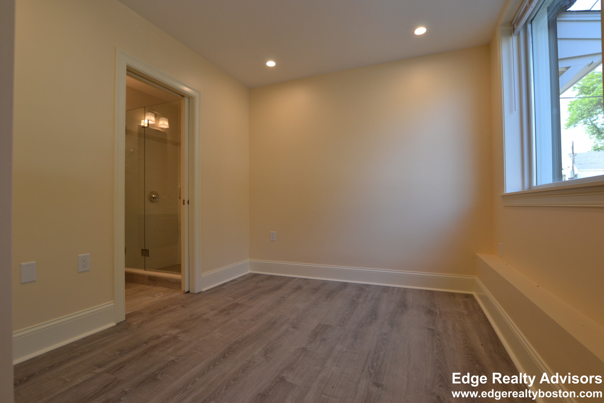 4 bed, 3.5 bath apartment for rent at 120 Tremont St Unit 1, Brighton — photo 17 of 18
