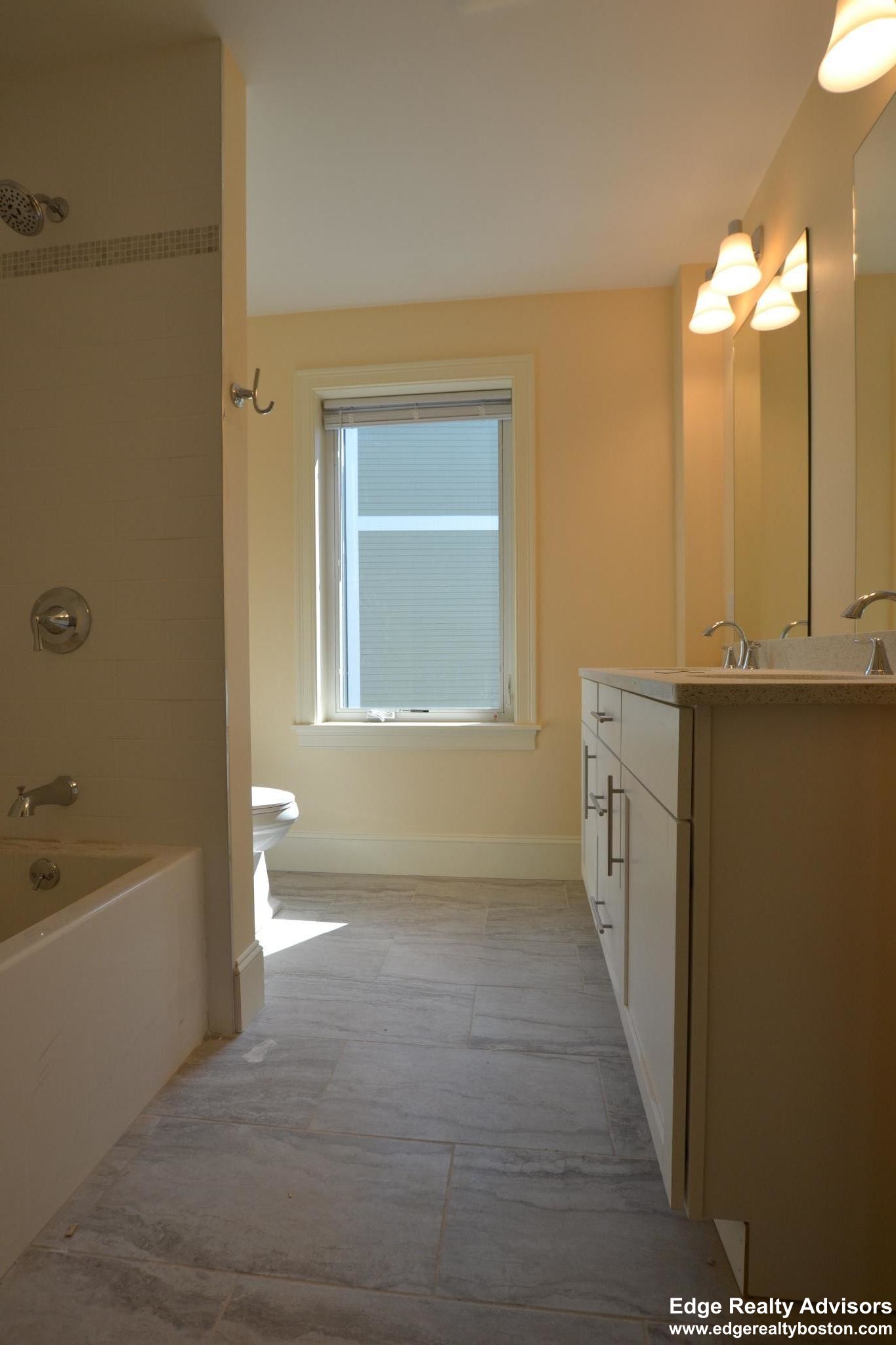 4 bed, 3.5 bath apartment for rent at 120 Tremont St Unit 1, Brighton — photo 14 of 18