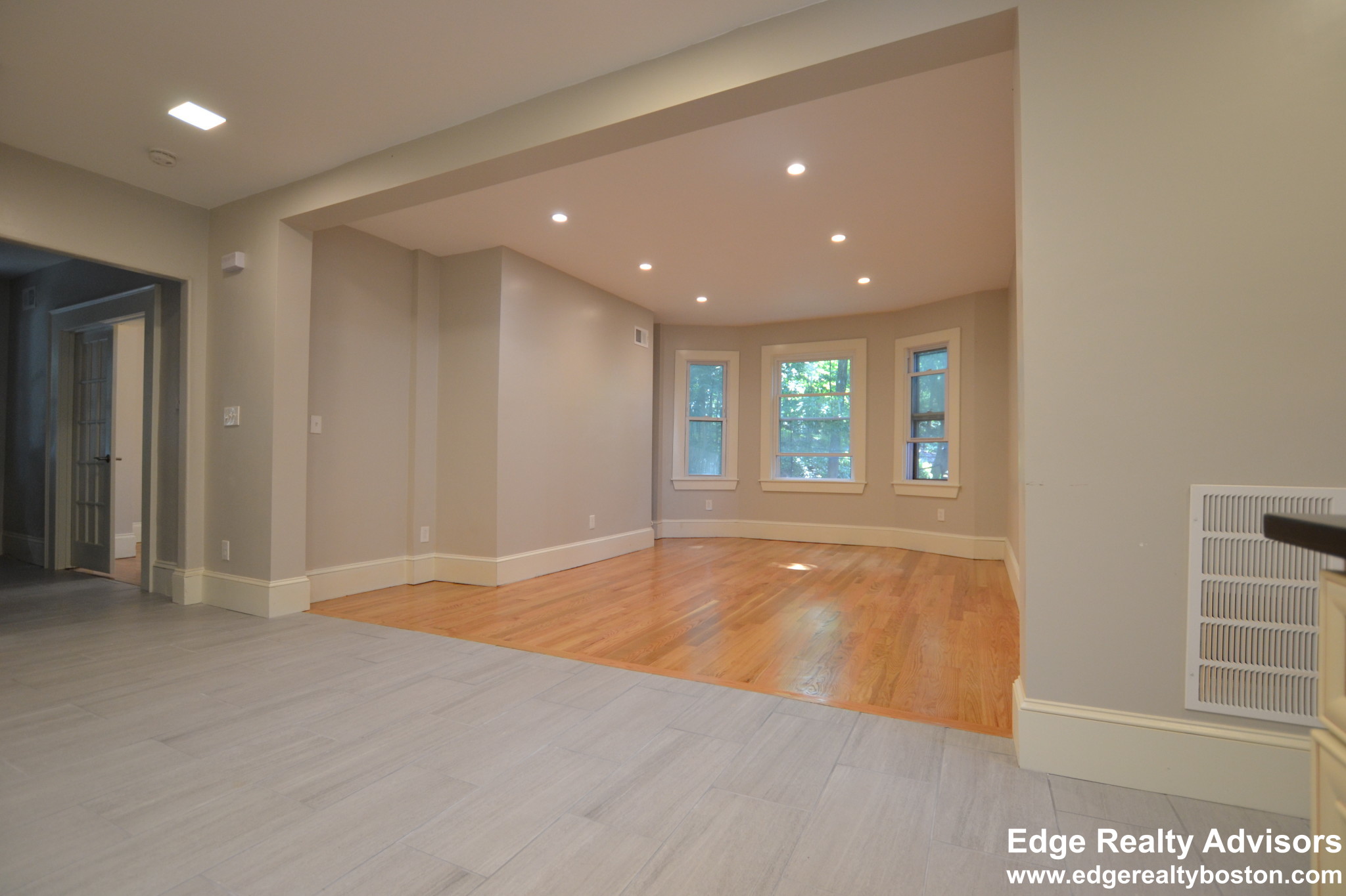 6 bed, 3 bath apartment for rent at 63 Ridgemont St, Allston — photo 2 of 13