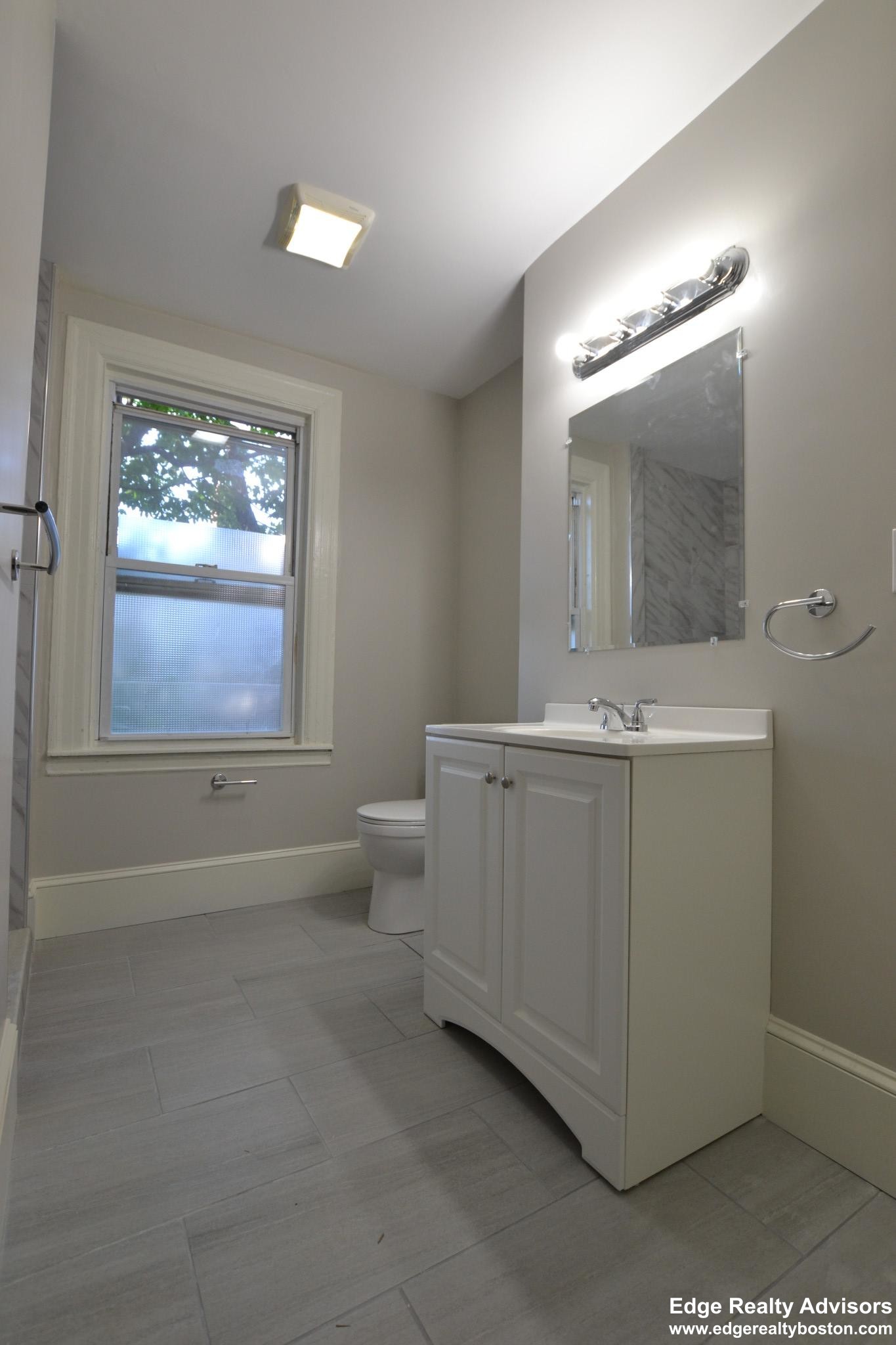 6 bed, 3 bath apartment for rent at 63 Ridgemont St, Allston — photo 9 of 13