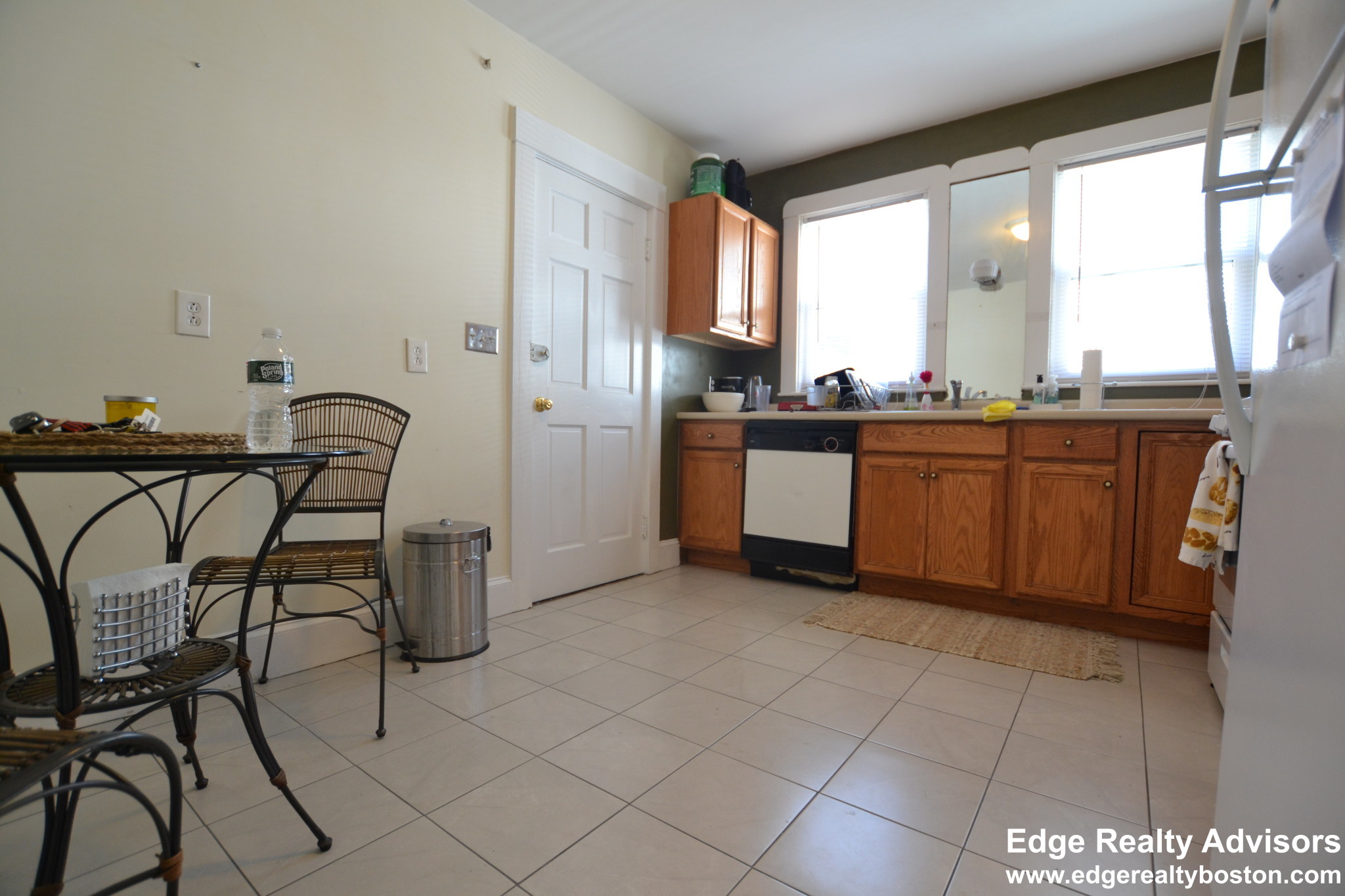3.5 bed, 1 bath apartment for rent at 64 Hunnewell Ave Unit 1, Brighton — photo 2 of 7