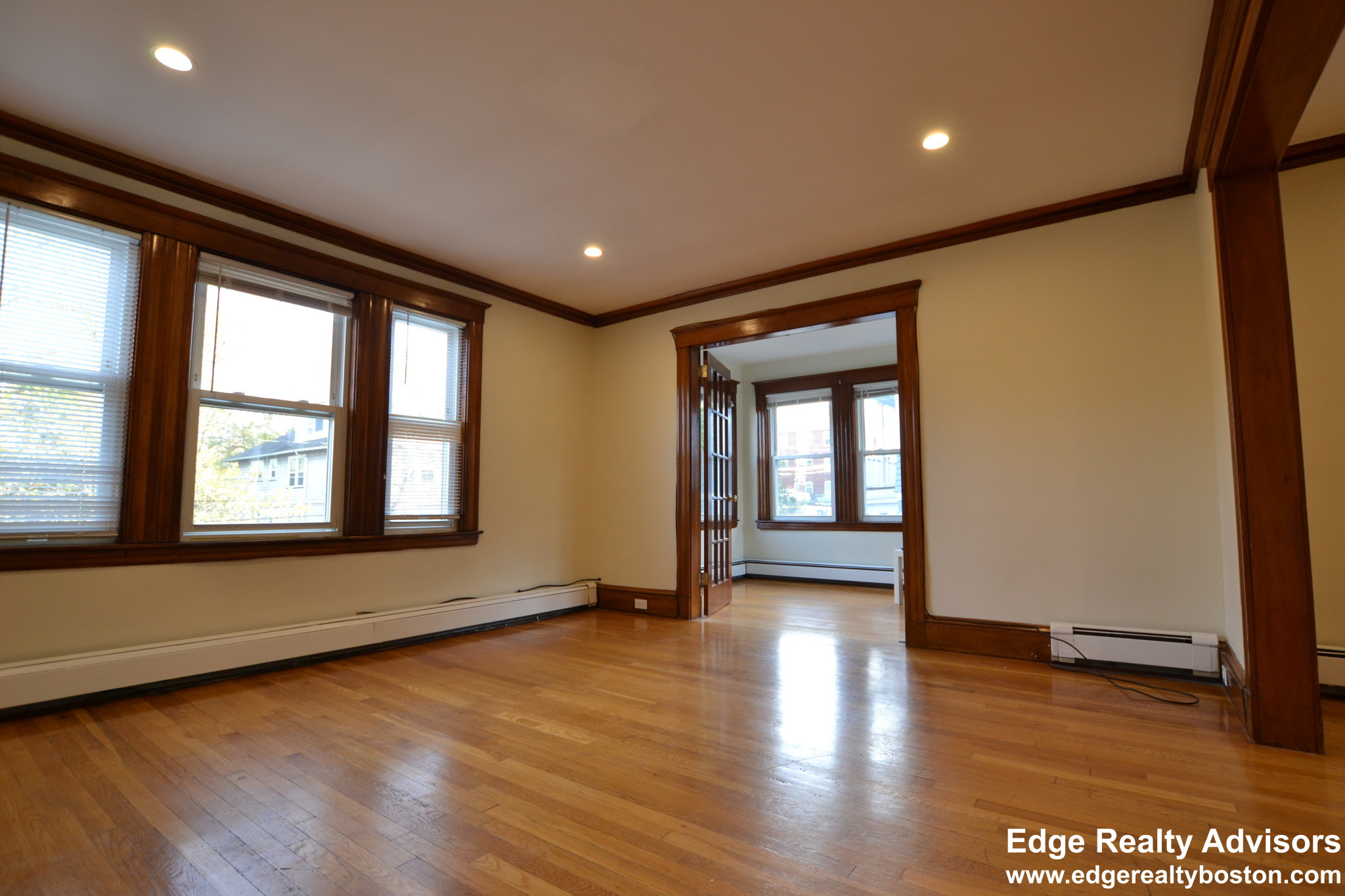 4 bed, 2 bath apartment for rent at 20 Presentation Unit 2, Brighton — photo 17 of 22