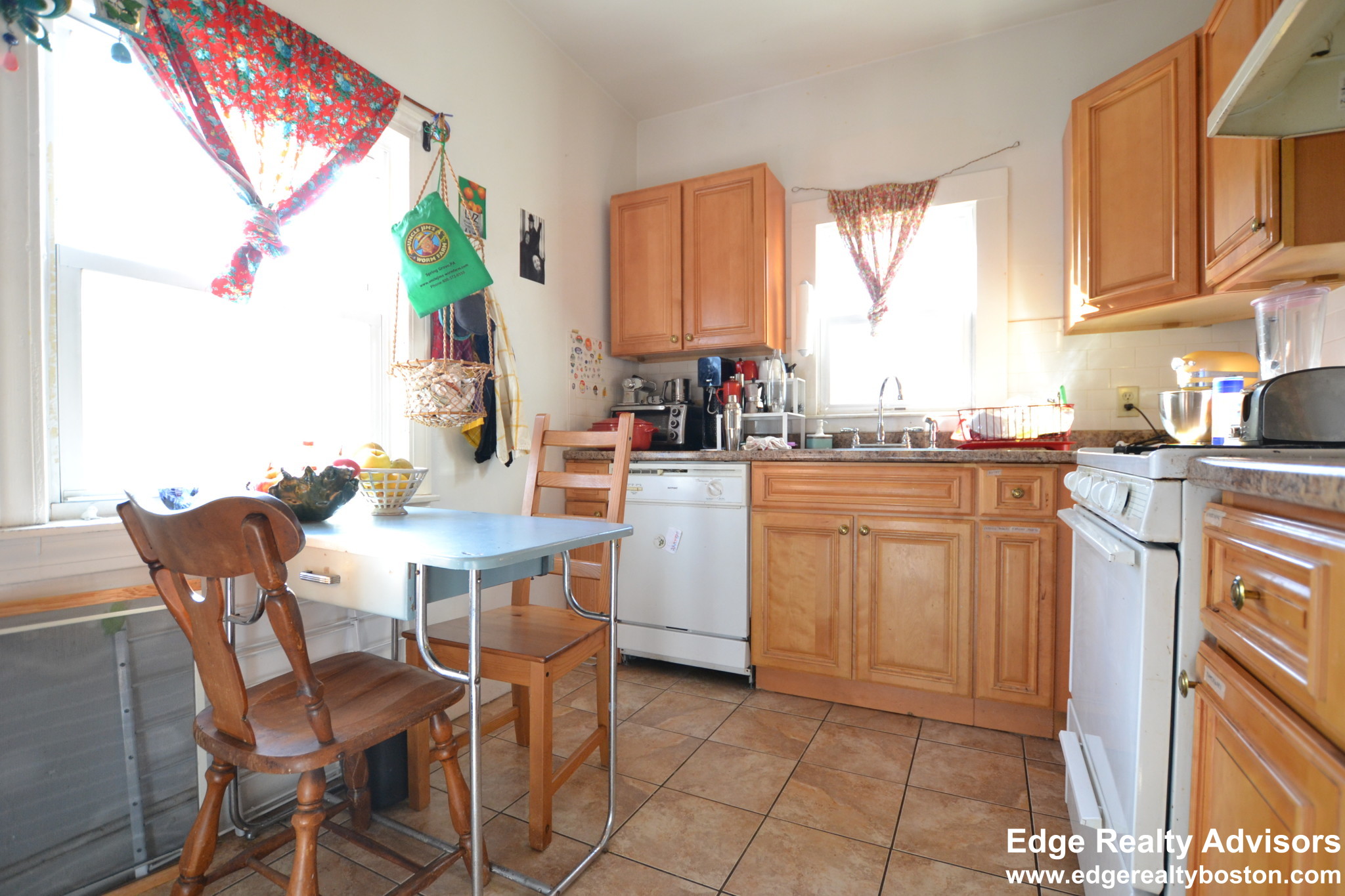 25 Pratt St, Allston