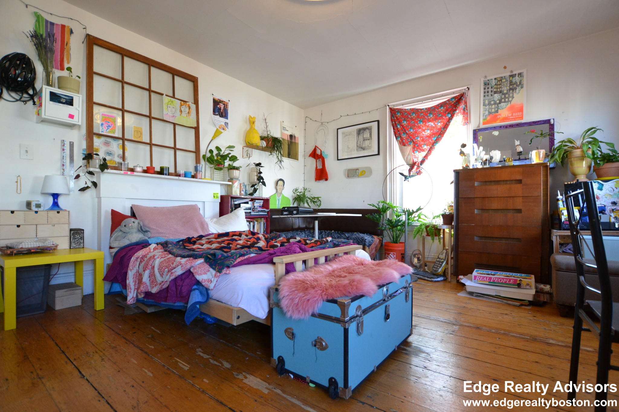 25 Pratt St, Allston