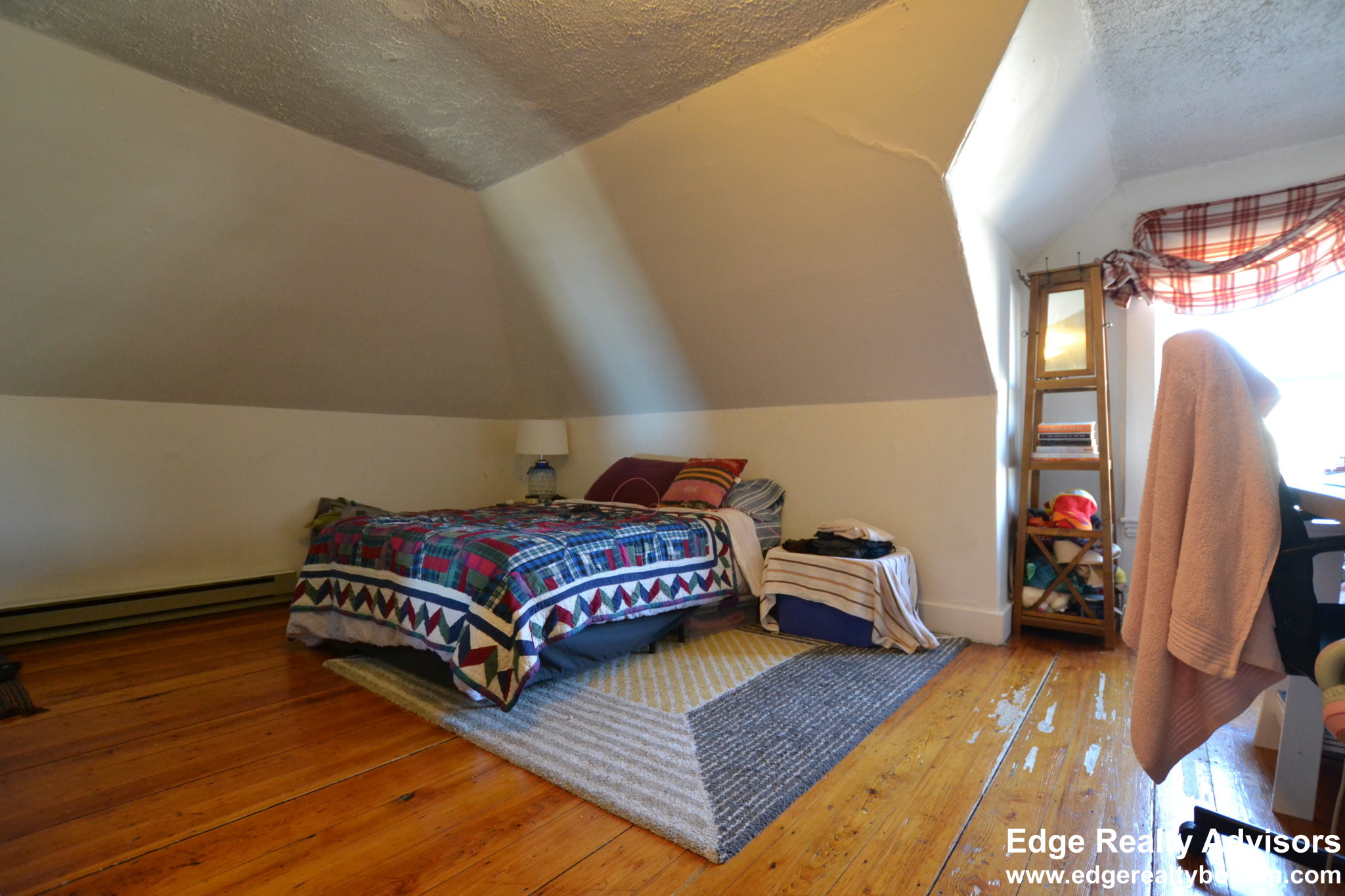 25 Pratt St, Allston