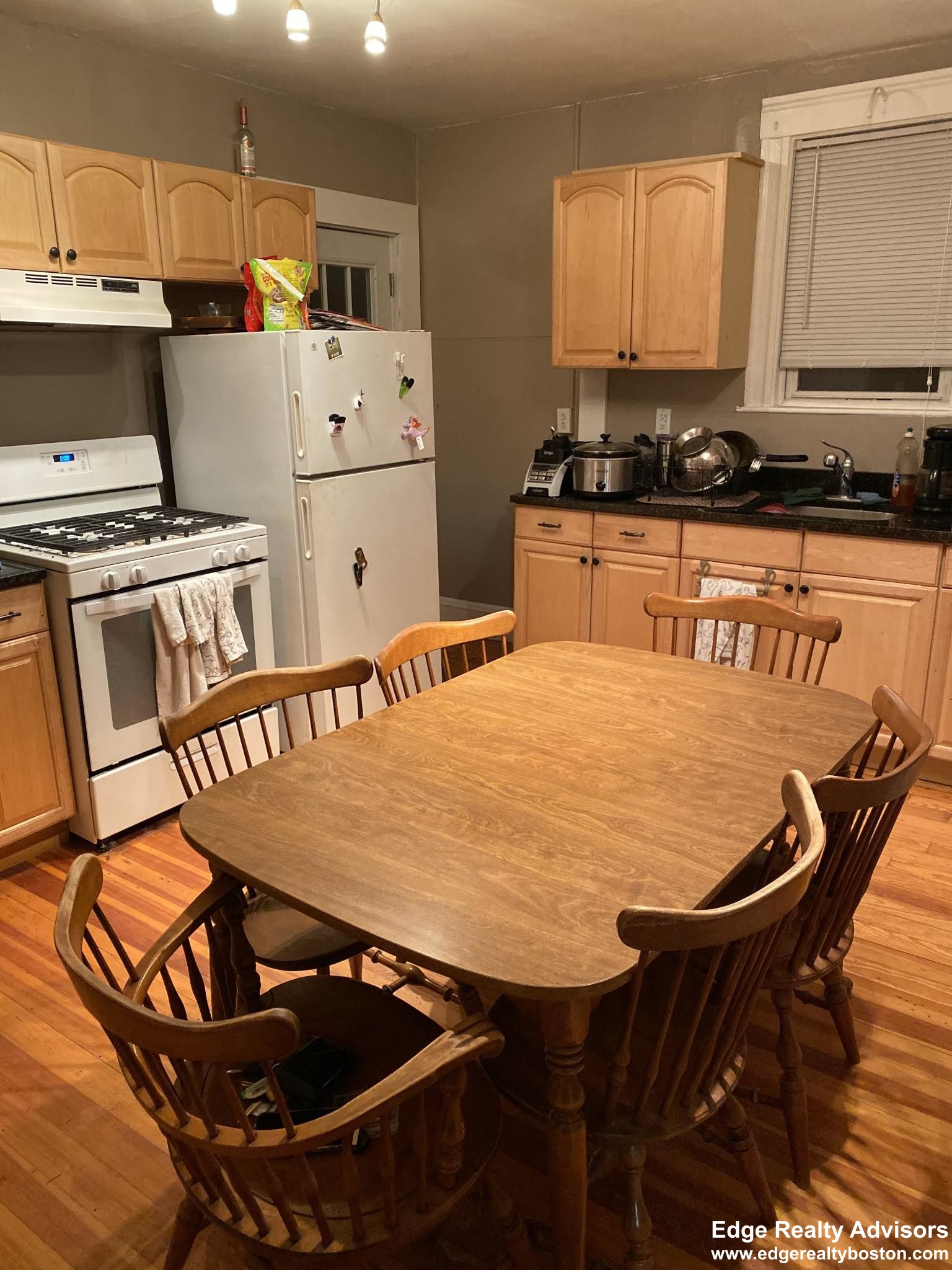 2 bed, 1 bath apartment for rent at 24 Lyons Ct Unit 2, Watertown — photo 2 of 8