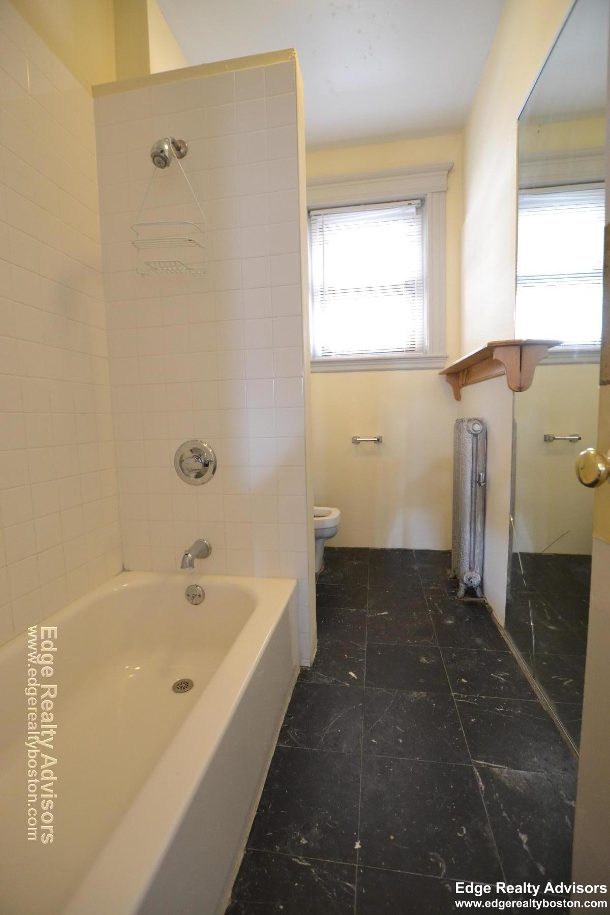 43 Orkney Rd, Brighton