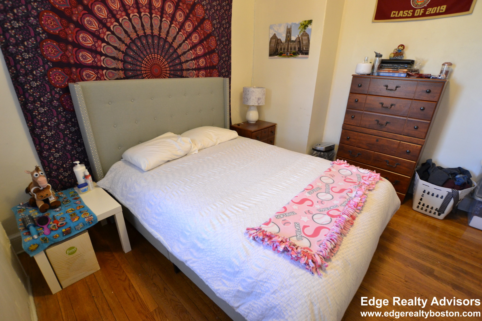 1999 Commonwealth Ave, Brighton