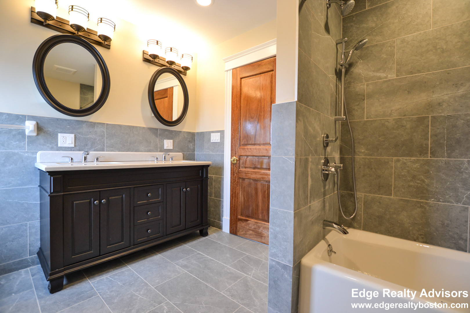 5 bed, 3.5 bath apartment for rent at 160 Bigelow St Unit 1, Brighton — photo 13 of 17