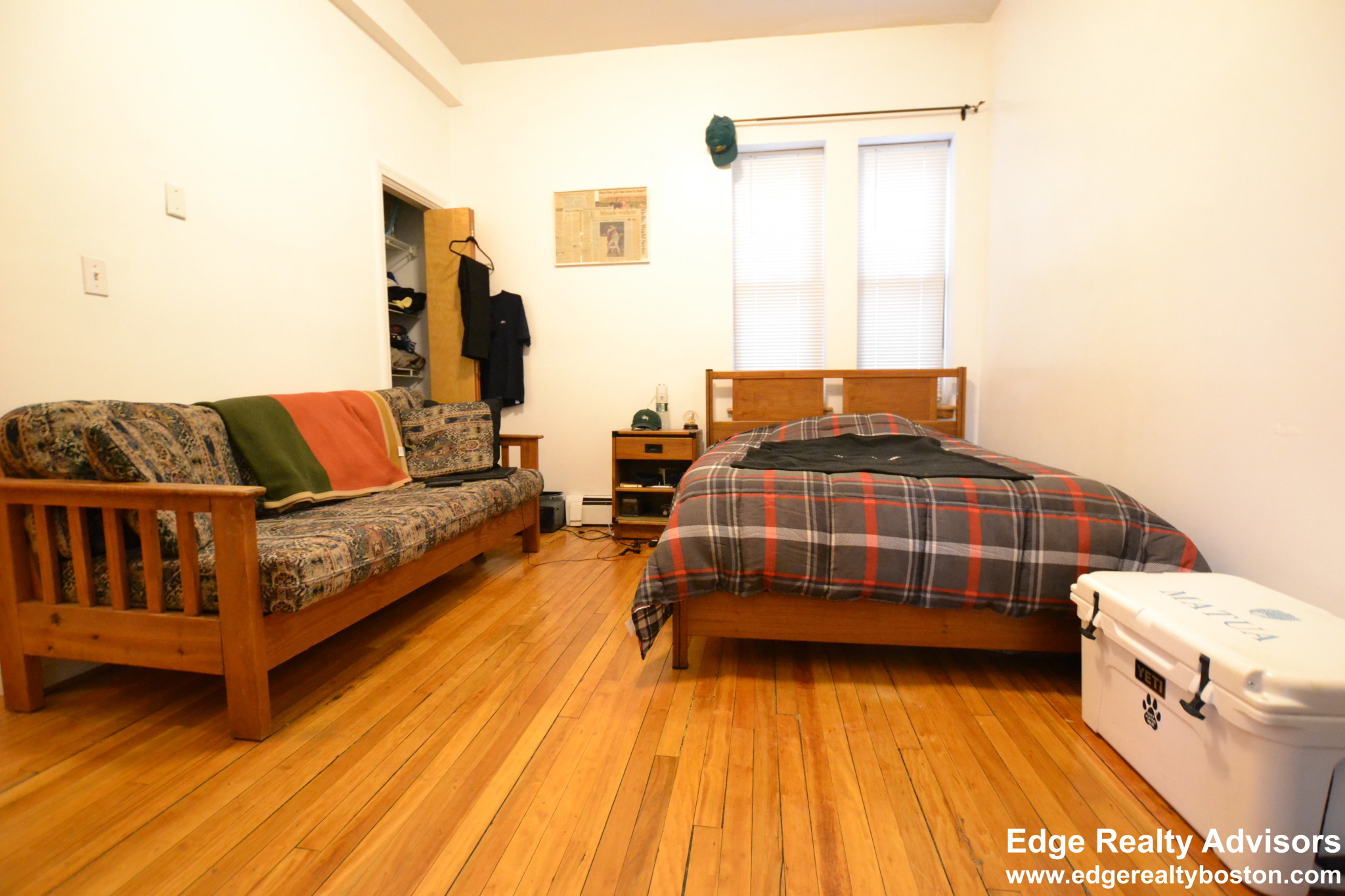 Studio bed, 1 bath apartment for rent at 208 Chestnut Hill Ave Unit 2, Brighton — photo 2 of 5
