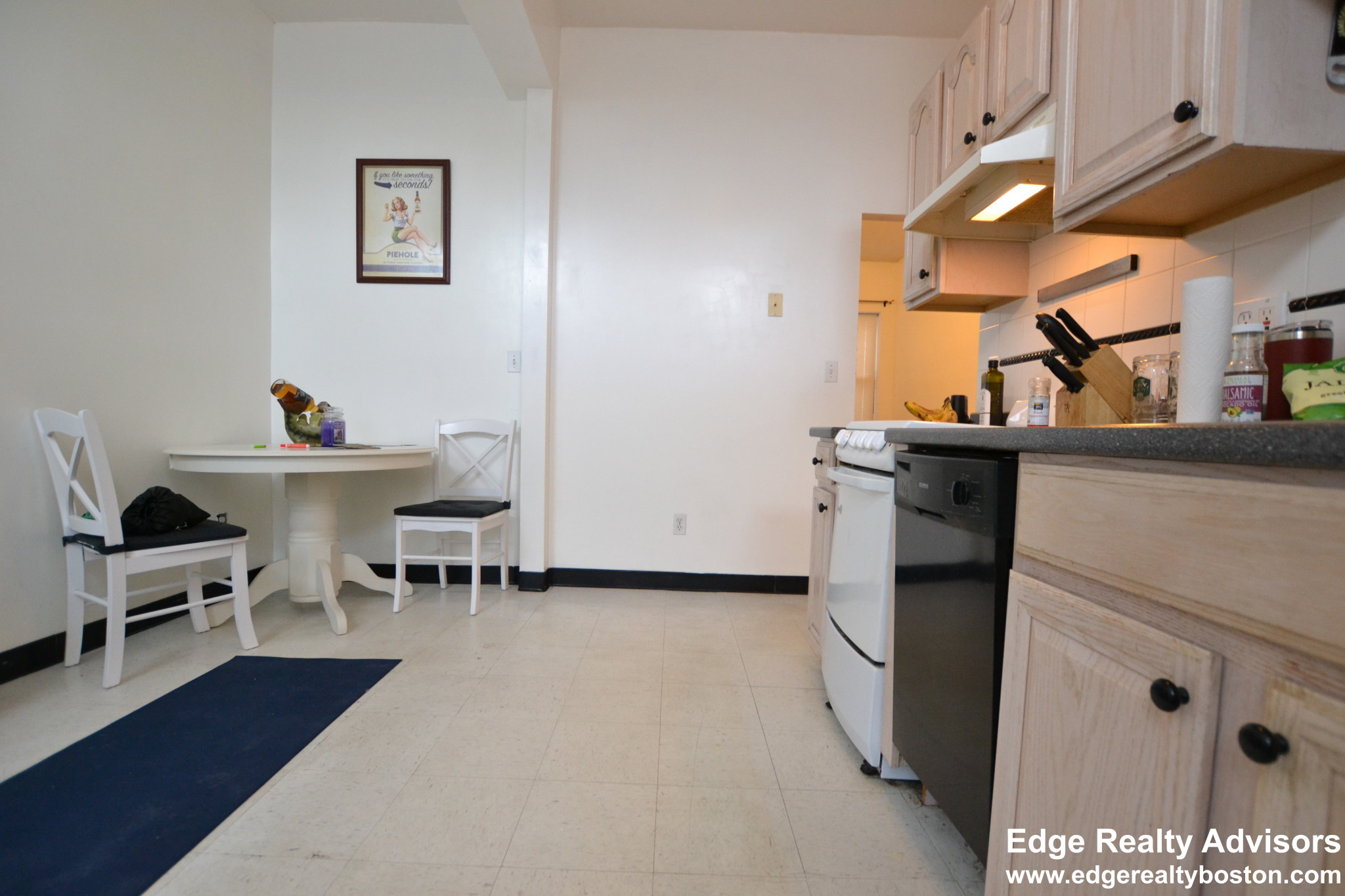 Studio bed, 1 bath apartment for rent at 208 Chestnut Hill Ave Unit 2, Brighton — photo 5 of 5