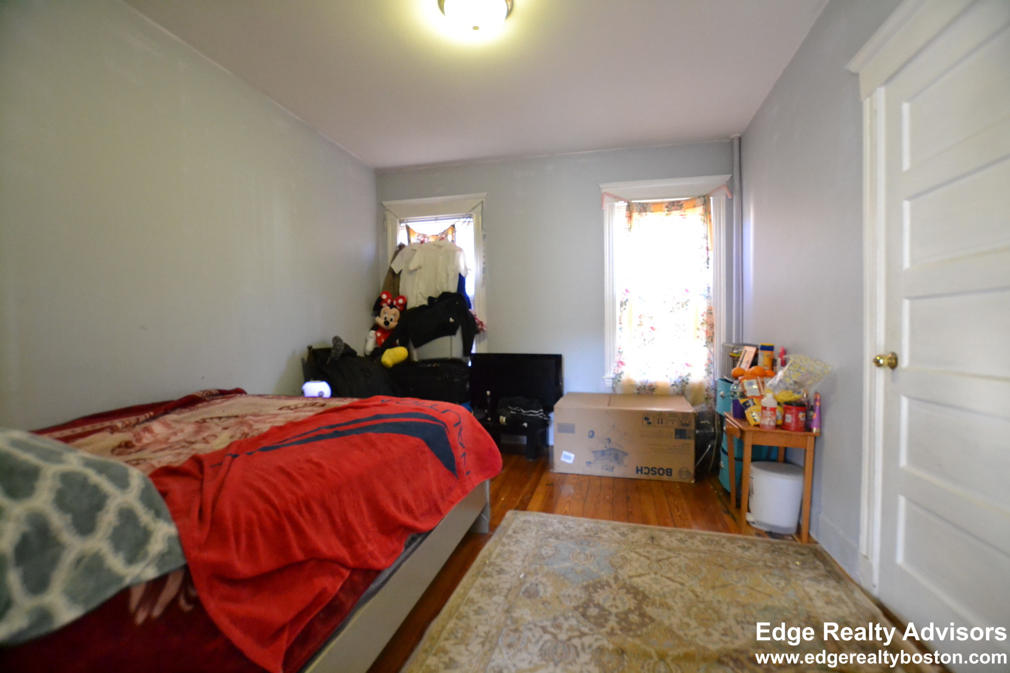 656 Washington St, Brighton