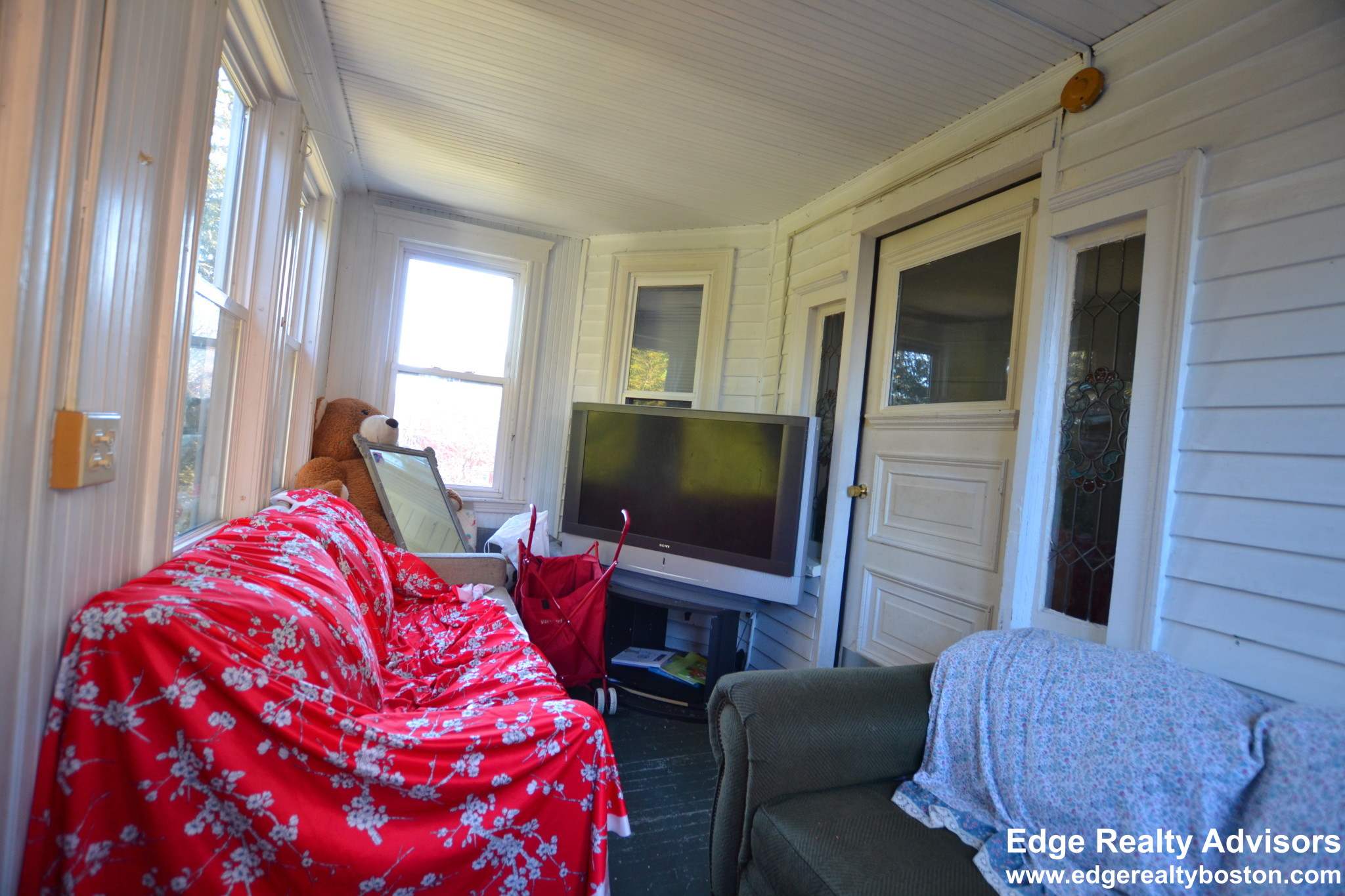 656 Washington St, Brighton