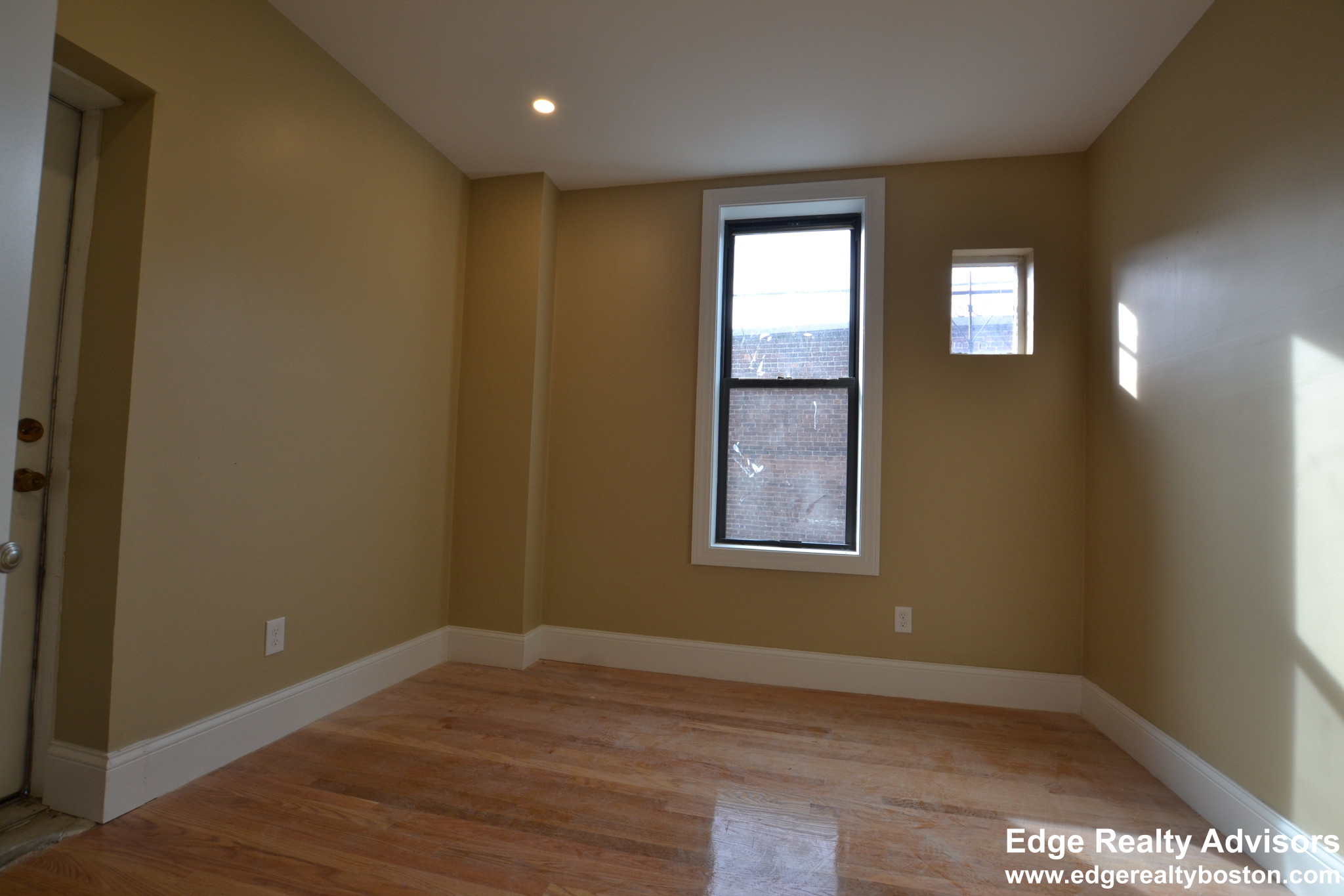 2 bed, 1 bath apartment for rent at 17 Highgate St Unit 2, Allston — photo 6 of 10