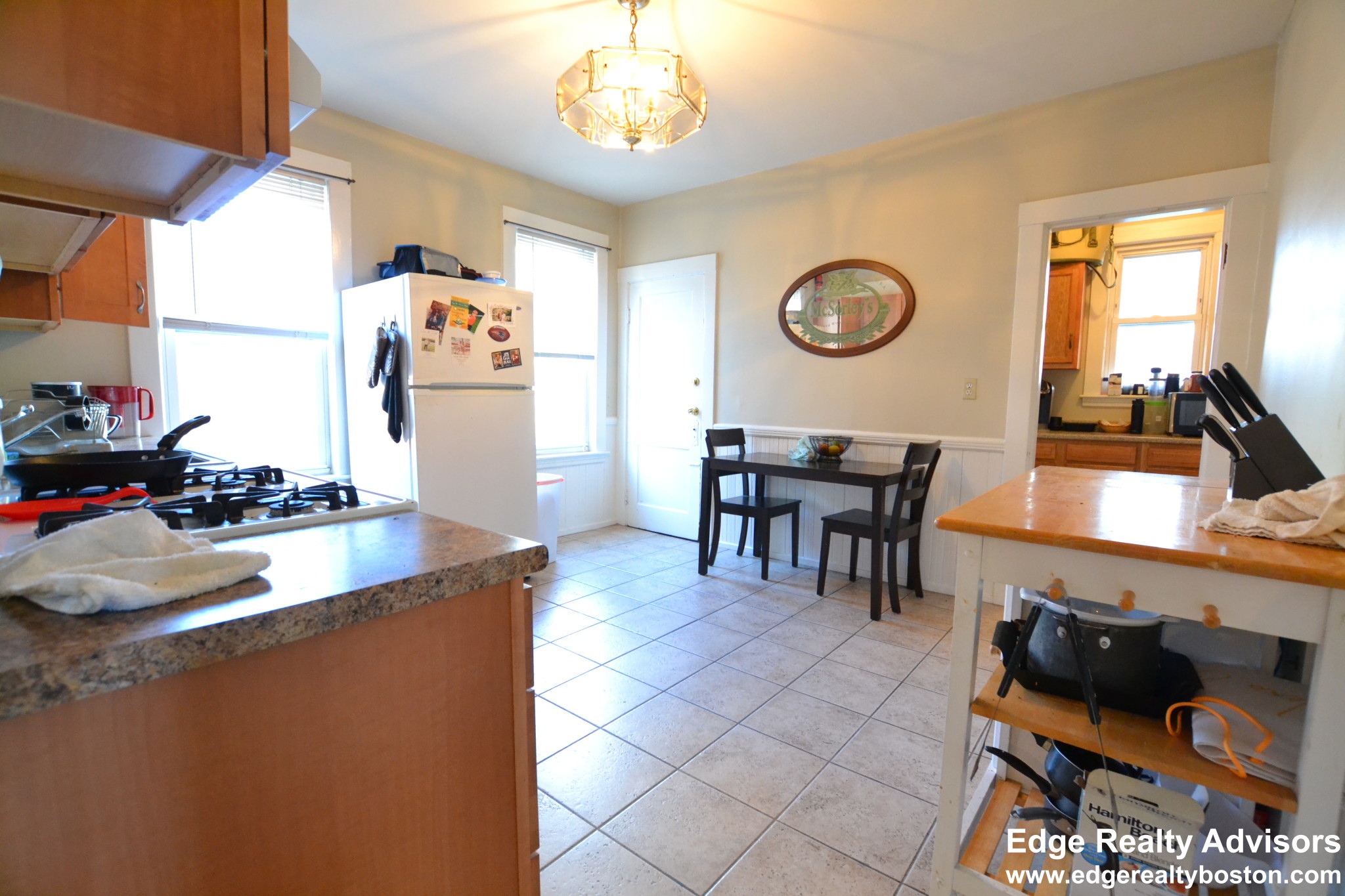2 bed, 1 bath apartment for rent at 527 Washington St Unit 1, Brighton — photo 7 of 11