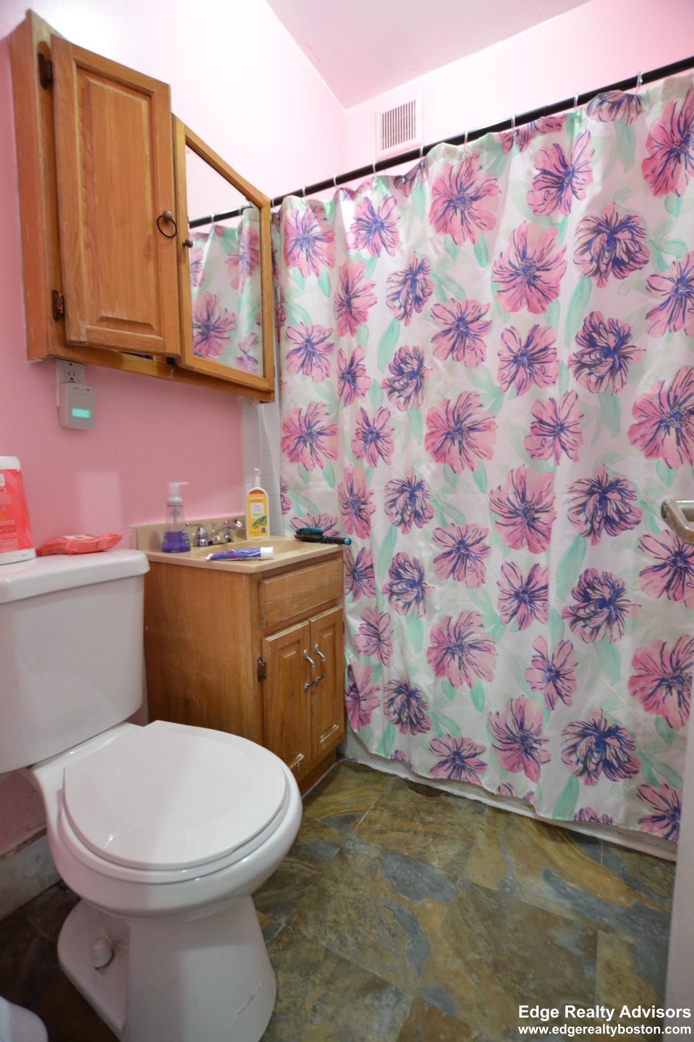 2 bed, 1 bath apartment for rent at 28 Murdock St Unit 3, Brighton — photo 9 of 10