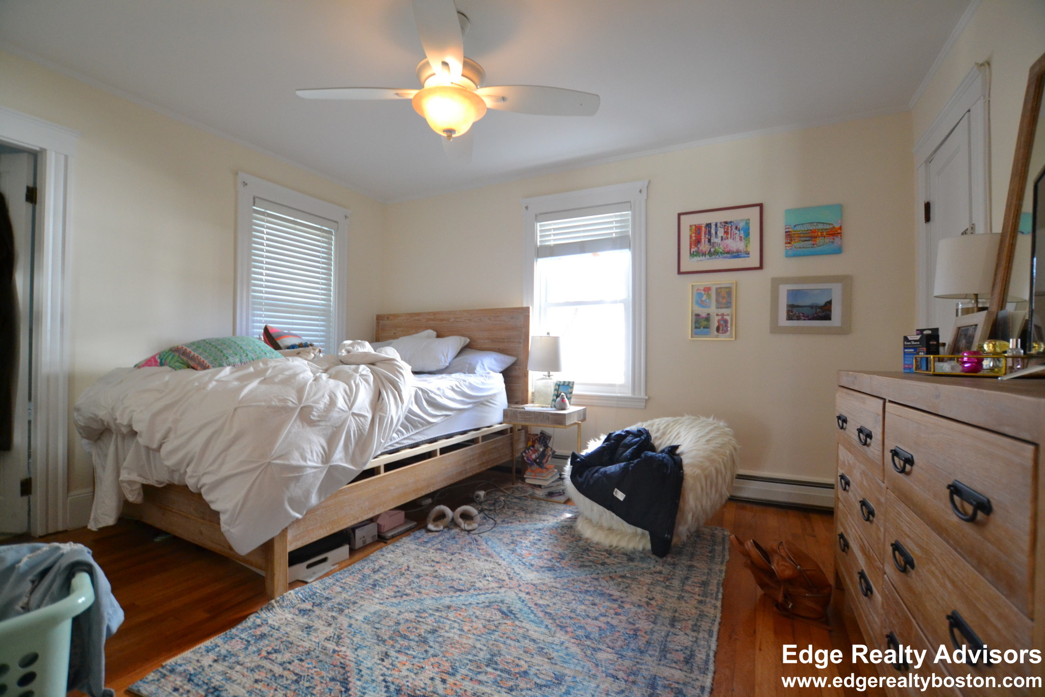 3 bed, 2 bath apartment for rent at 59 Goodenough St Unit 1, Brighton — photo 4 of 9