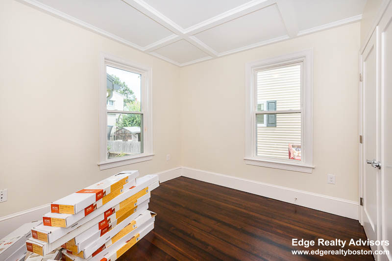 4 bed, 2.5 bath apartment for rent at 77 Orchard St Unit 1, Malden — photo 4 of 40